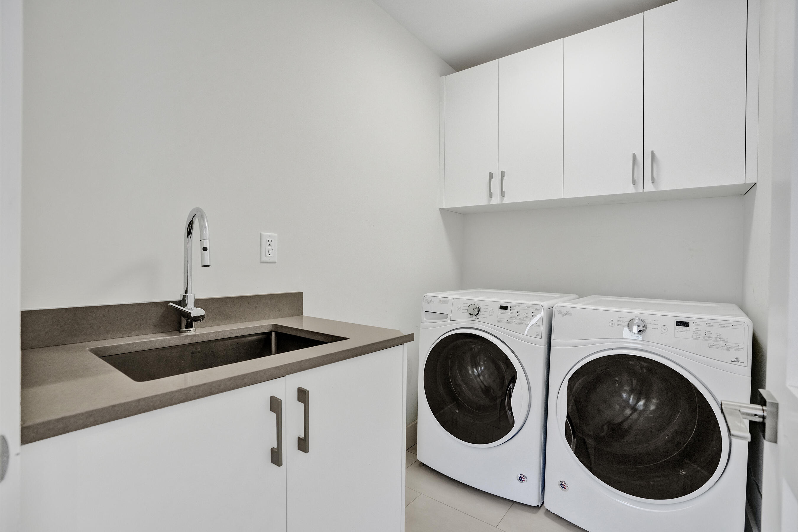 RIO VISTA C J HECTORS RESUB - Residential
