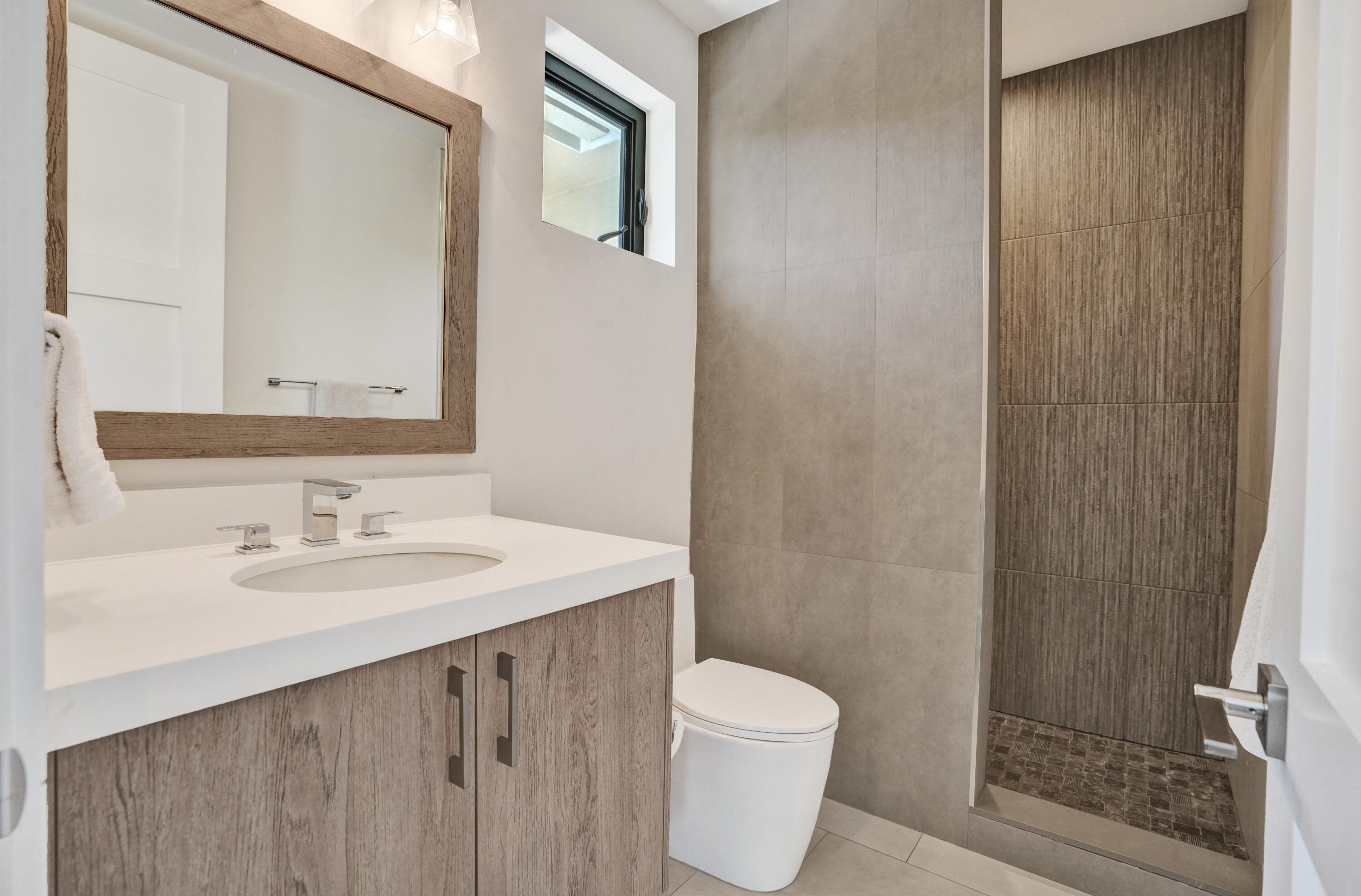 RIO VISTA C J HECTORS RESUB - Residential