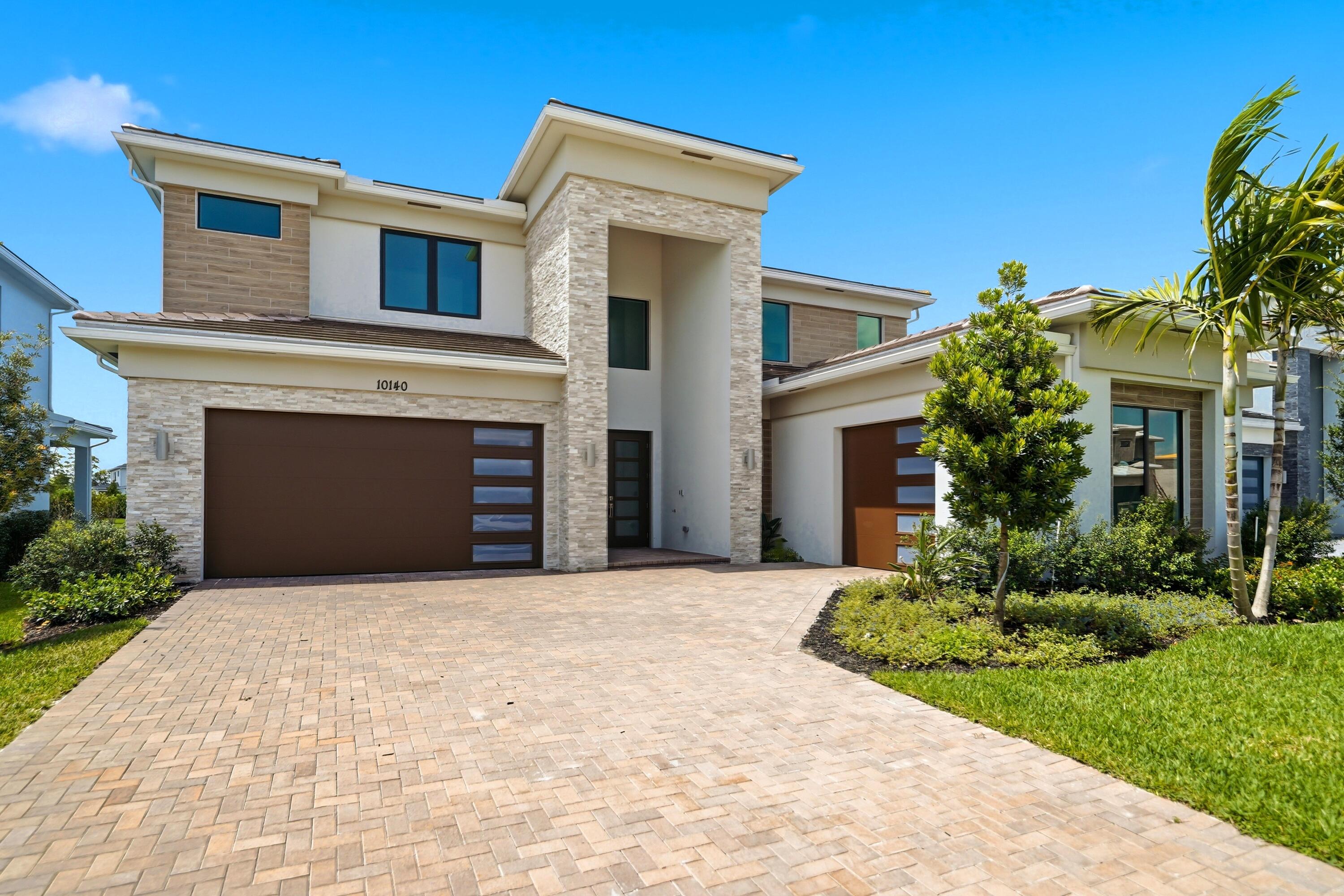 WHITMORE ESTATES - Residential