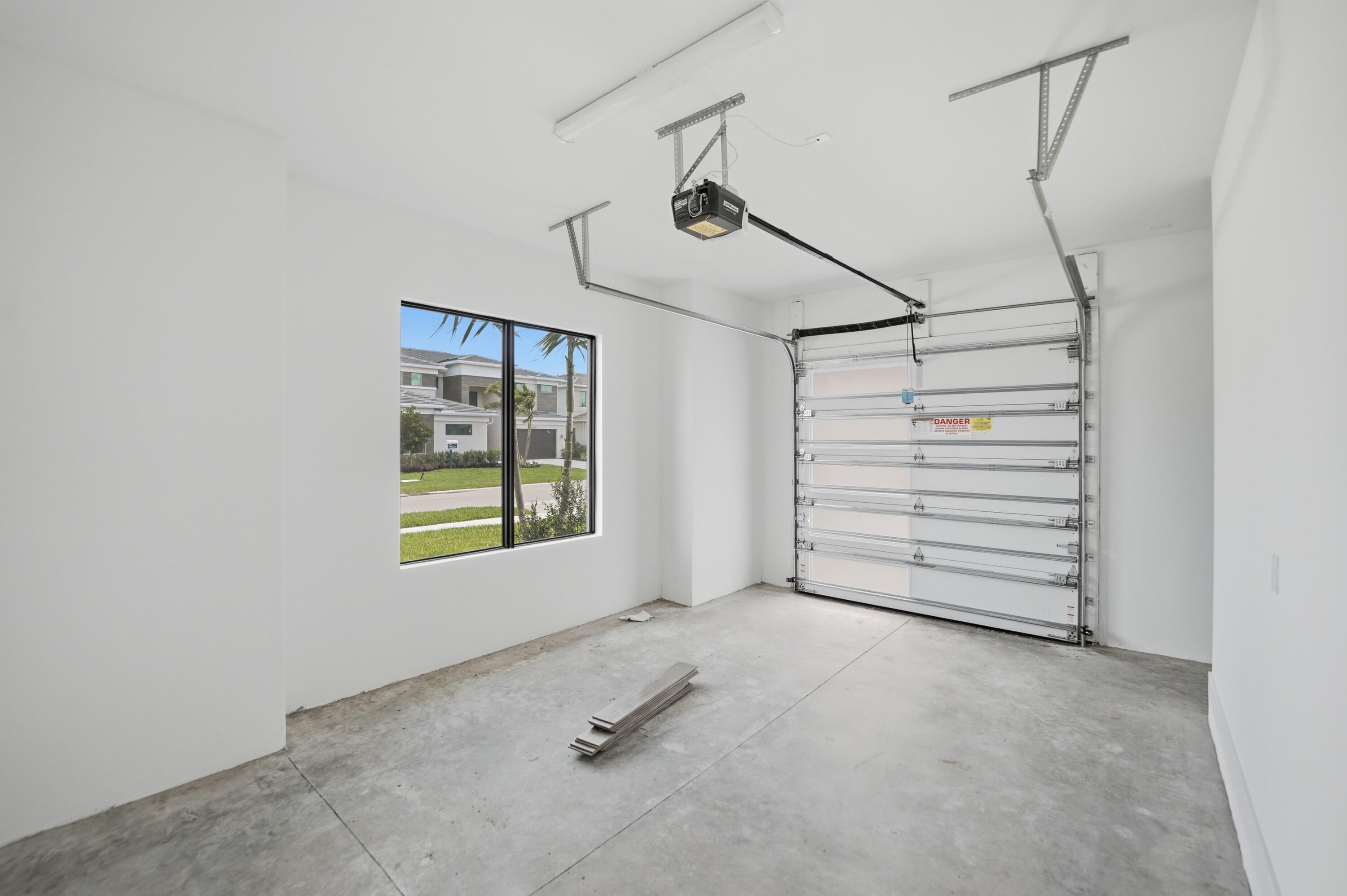 WHITMORE ESTATES - Residential