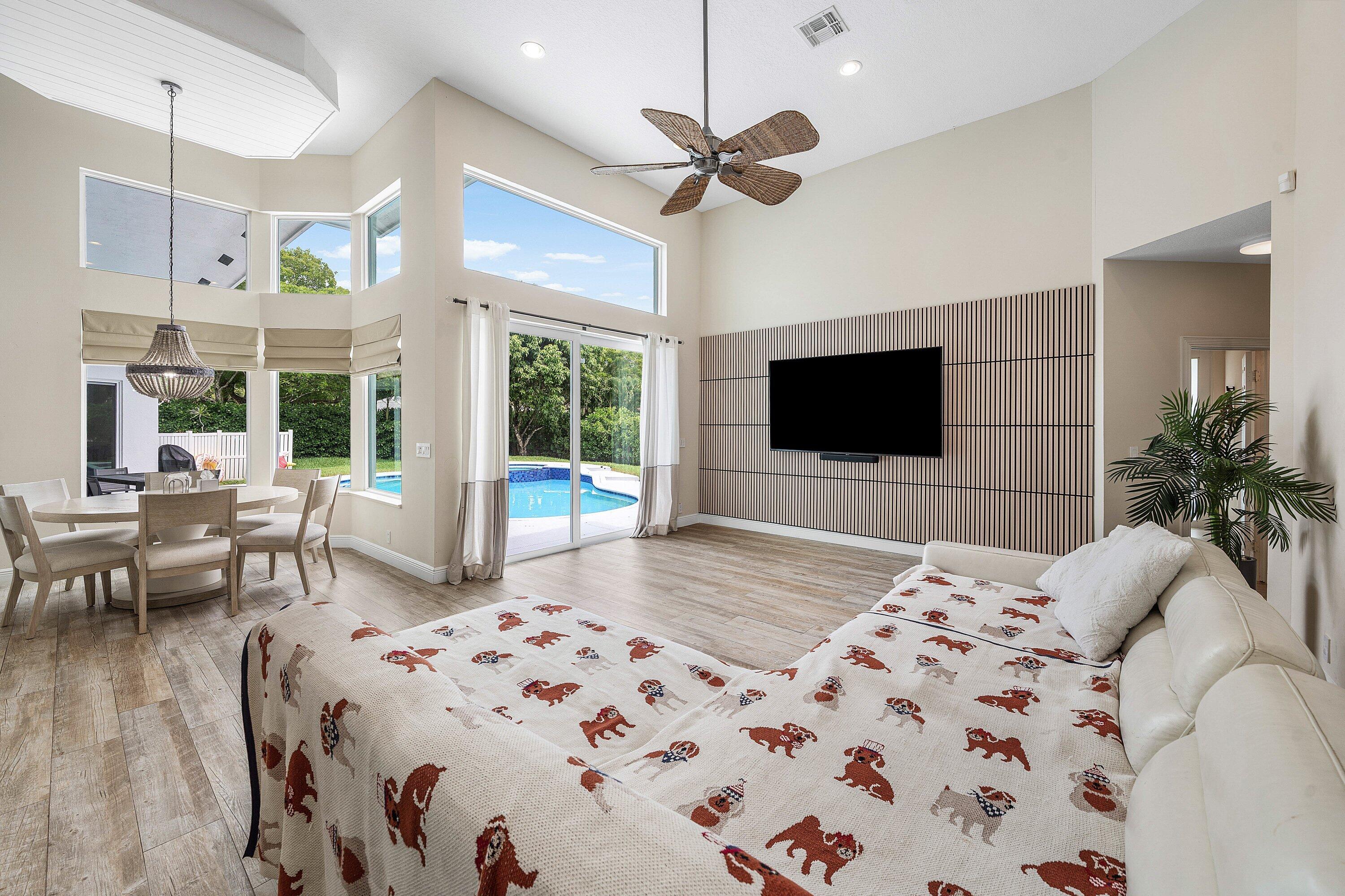 TALL PINES NORTH - Residential