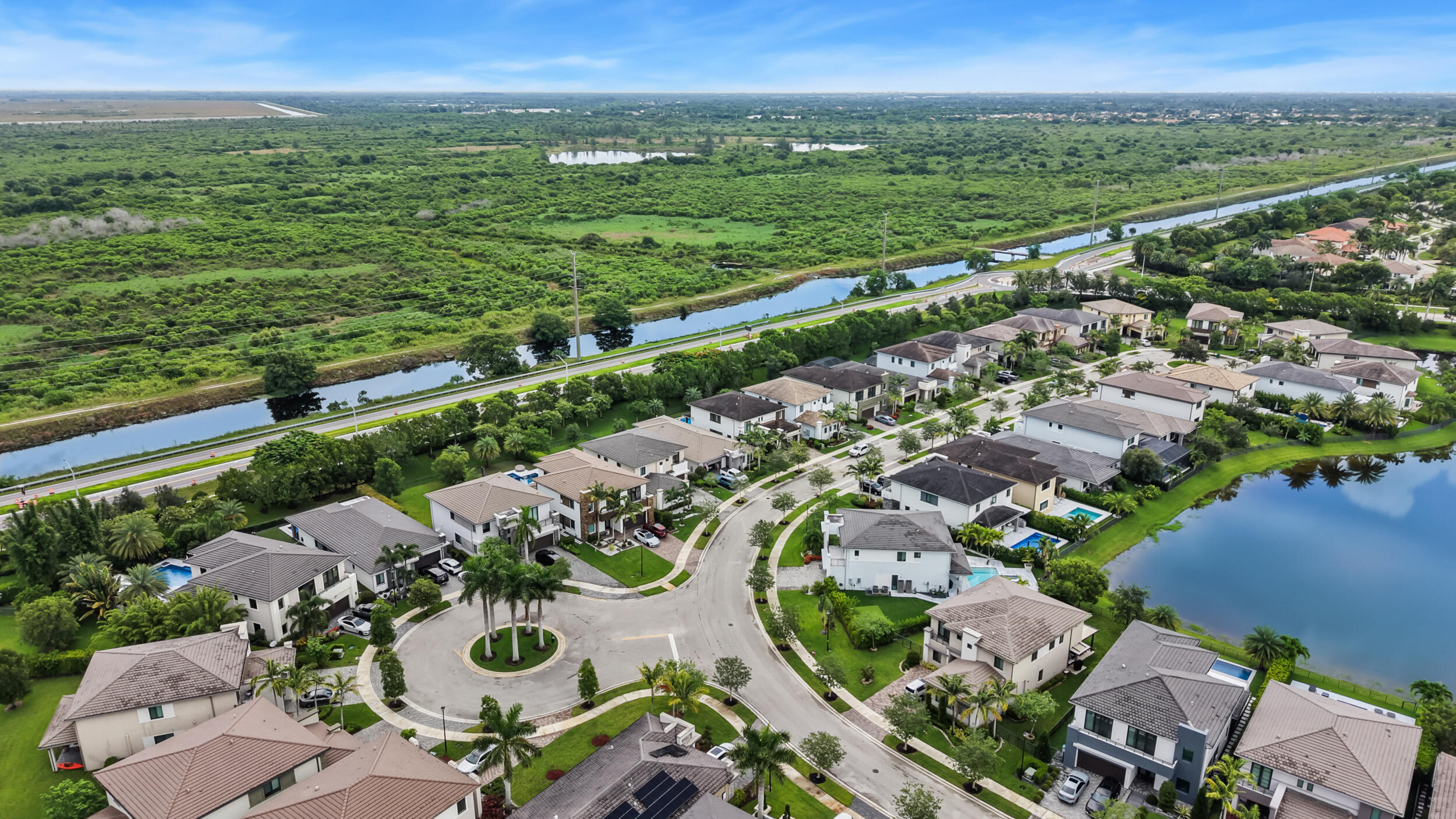 Cascata at Miralago,Triple H Ranch - Residential