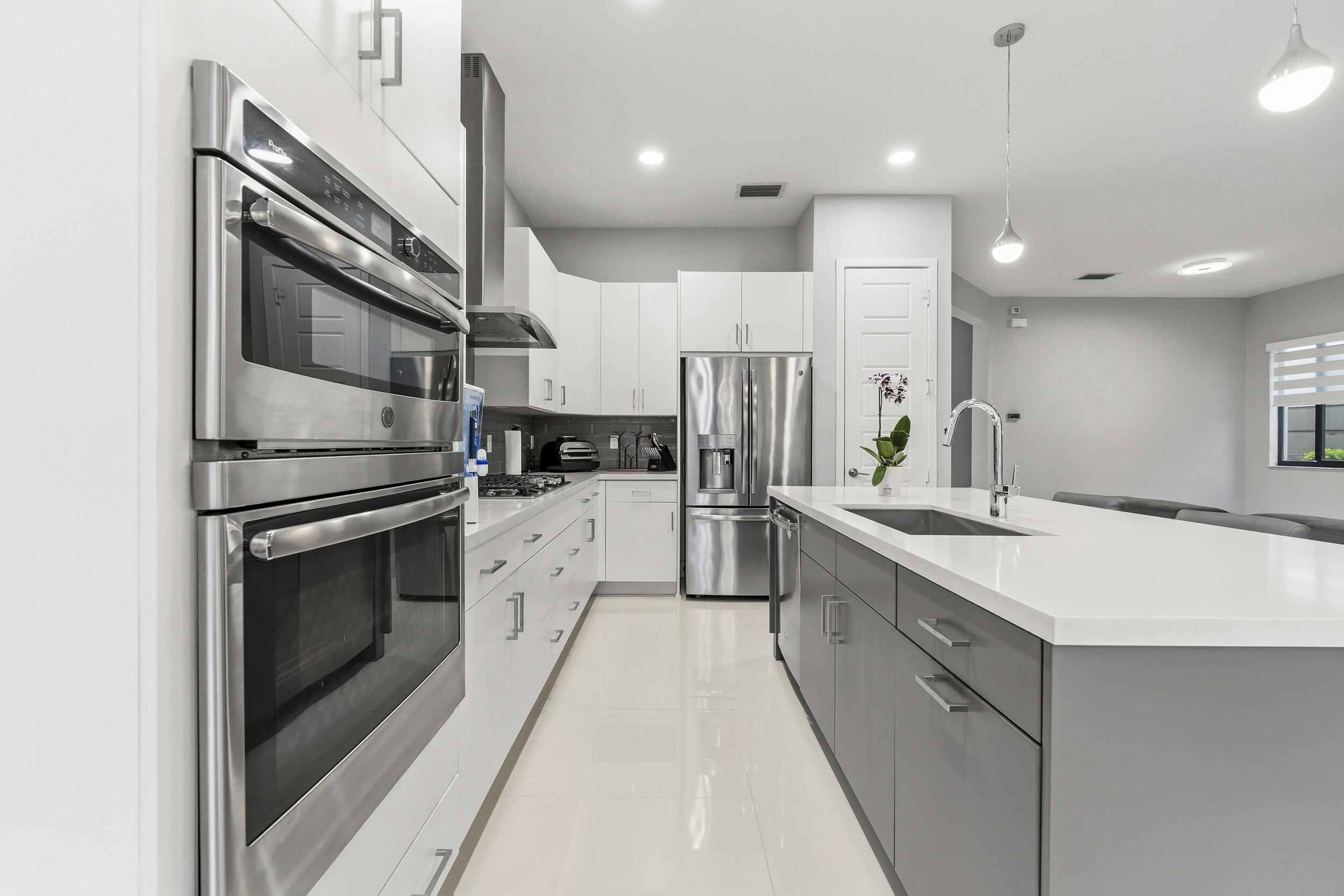 Cascata at Miralago,Triple H Ranch - Residential
