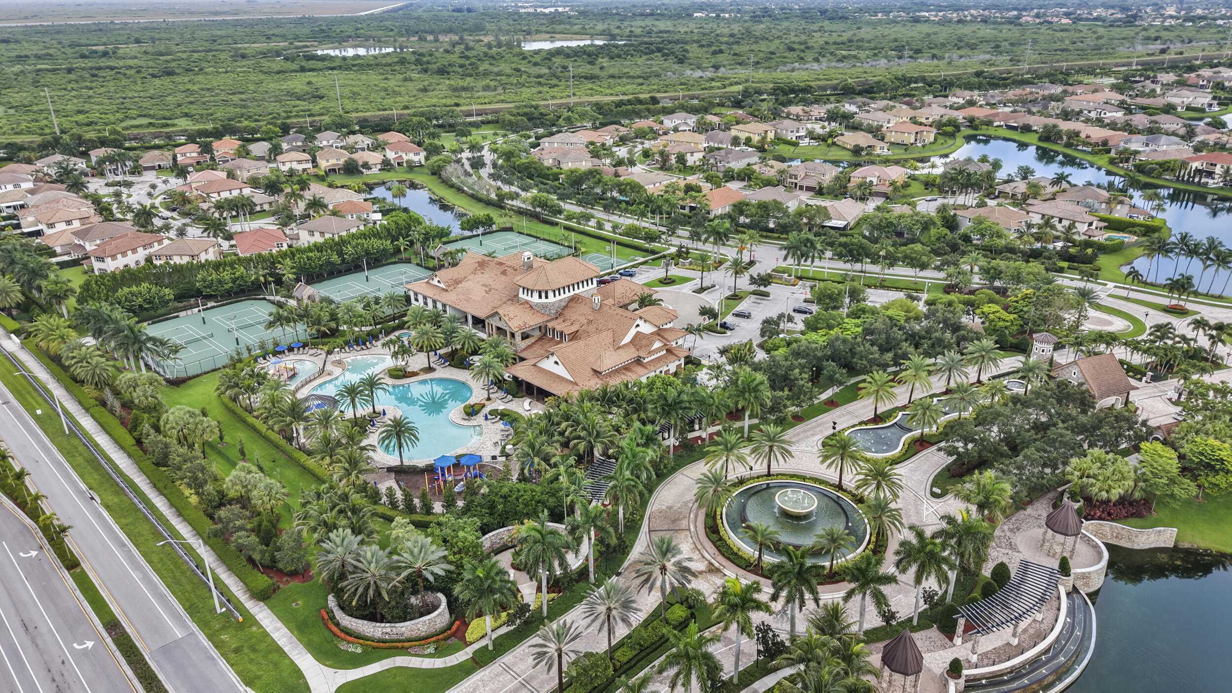 Cascata at Miralago,Triple H Ranch - Residential