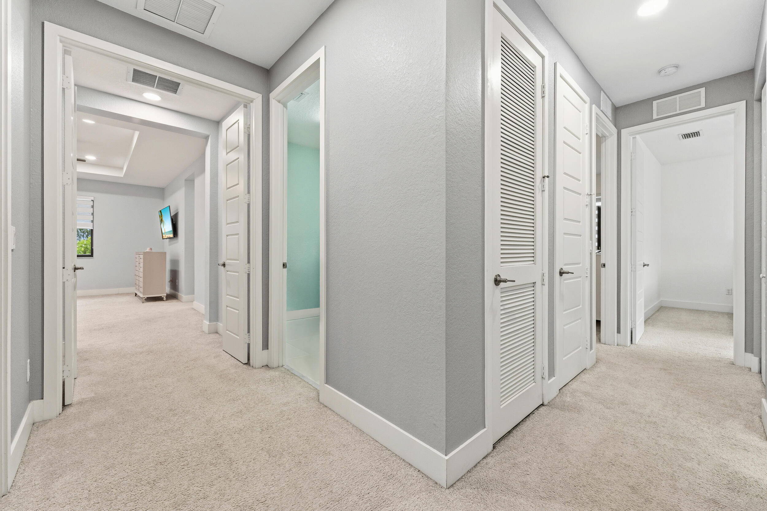 Cascata at Miralago,Triple H Ranch - Residential