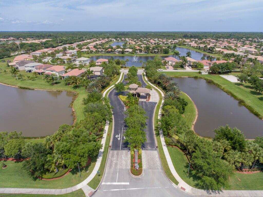 FALCON TRACE PLAT FOUR - Residential