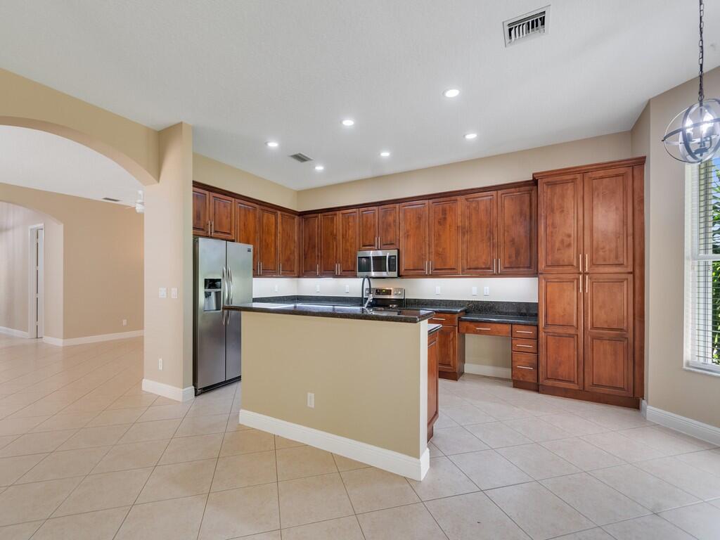 FALCON TRACE PLAT FOUR - Residential