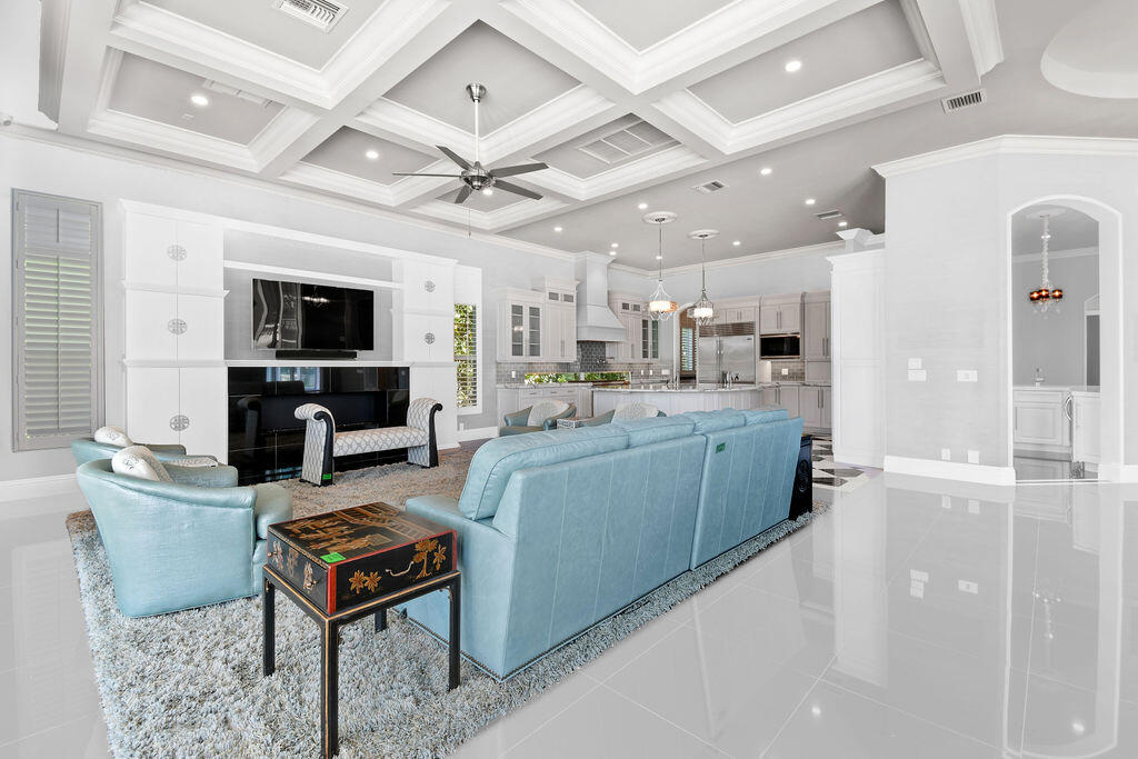 Frenchman's Harbor - Admiral Collection - Residential