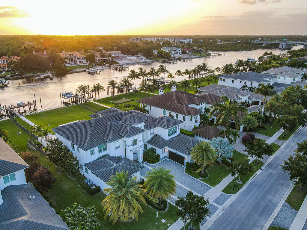 Frenchman's Harbor - Admiral Collection - Residential