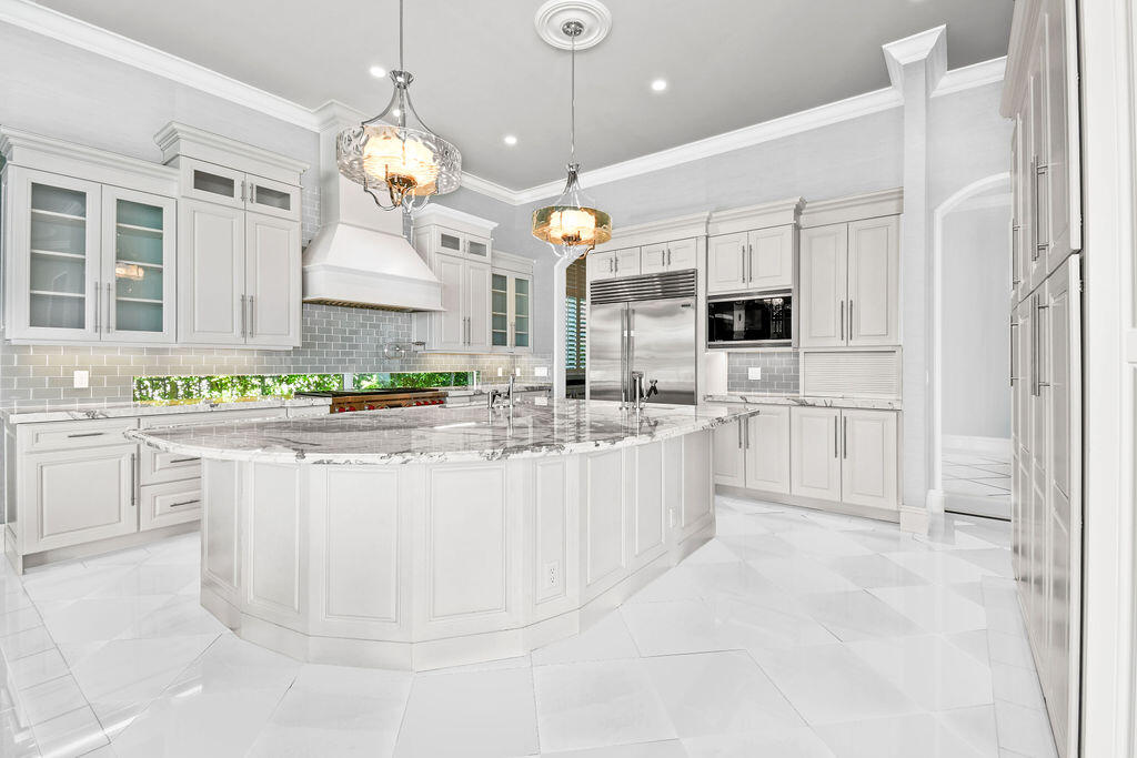 Frenchman's Harbor - Admiral Collection - Residential