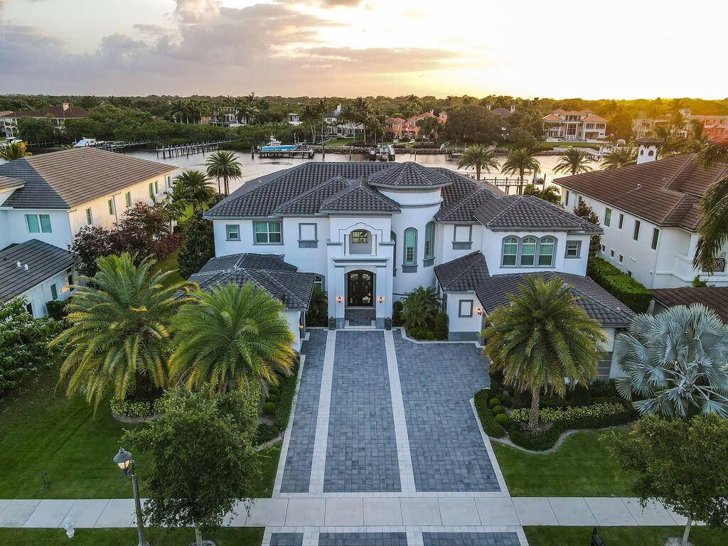 Frenchman's Harbor - Admiral Collection - Residential