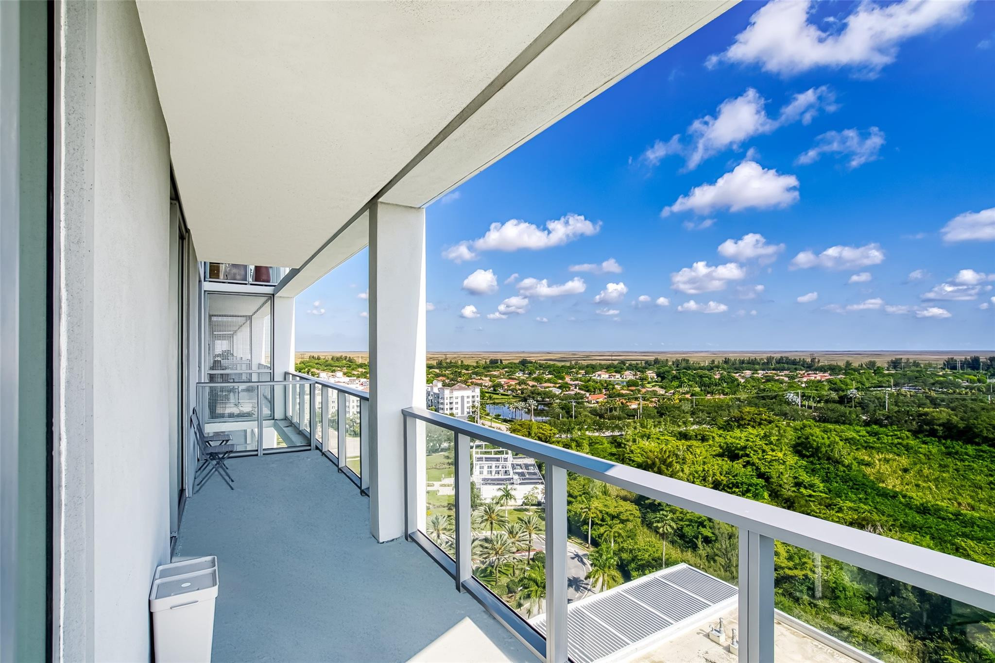 METROPICA NORTH TOWER ONE - Residential