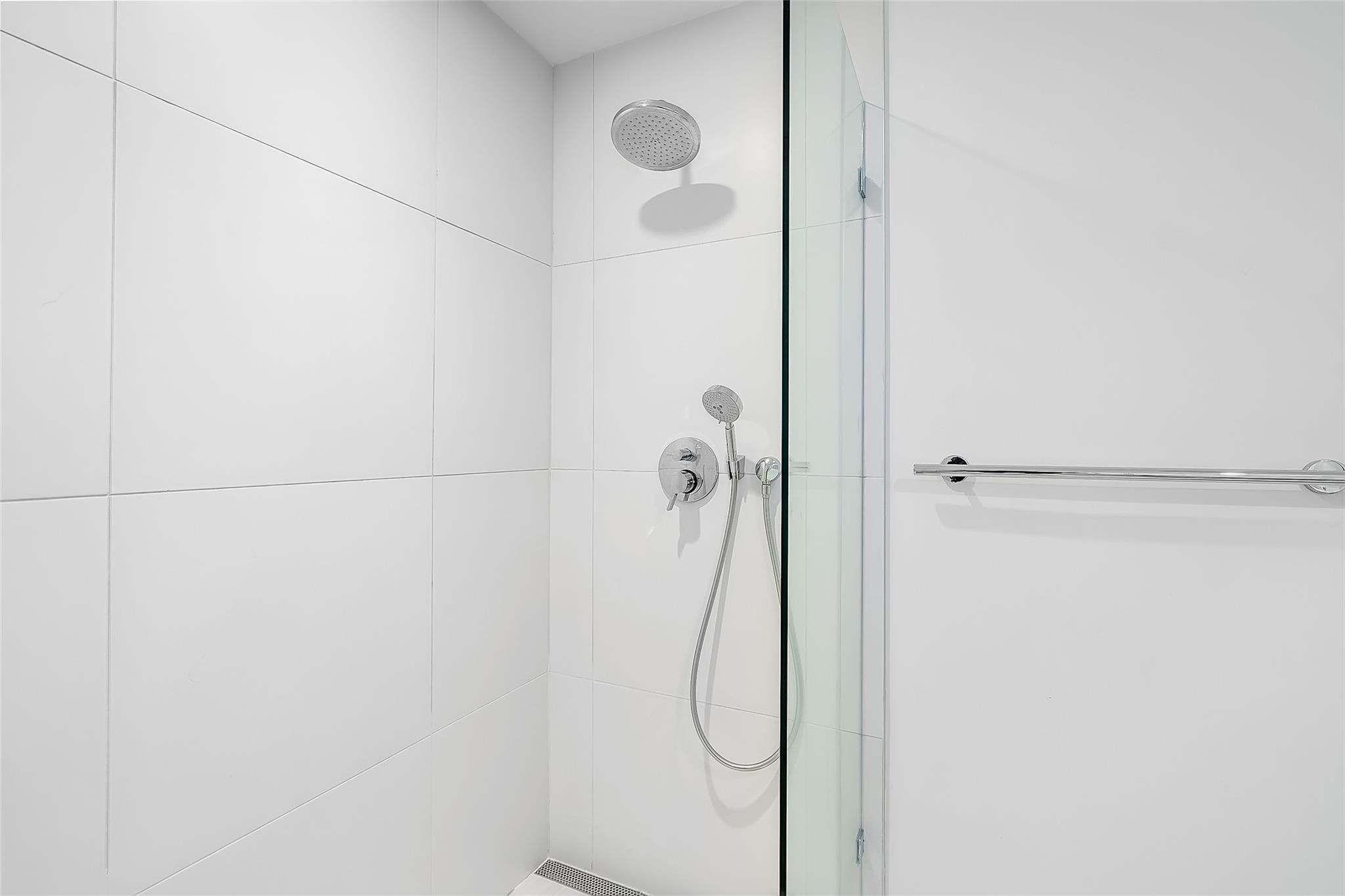 METROPICA NORTH TOWER ONE - Residential