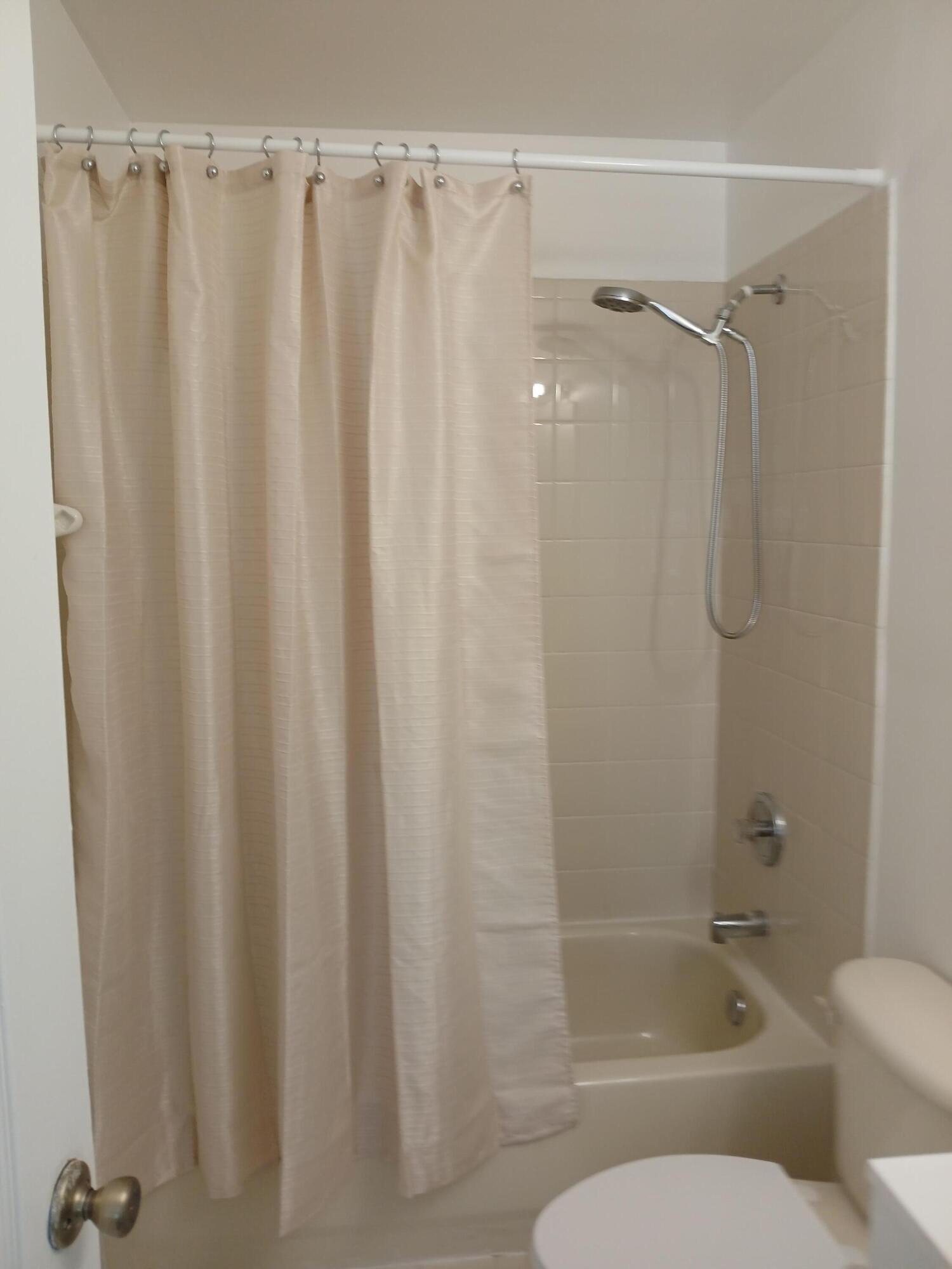 SHOMA COURTYARDS II AT ROYAL PALM CONDOM - Residential