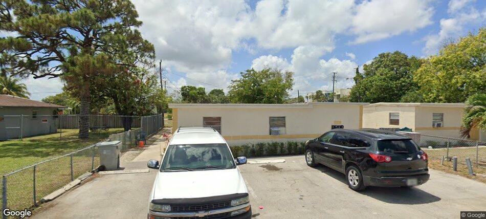 HUNTERS MANOR REV PLAT OF POR - Residential Income