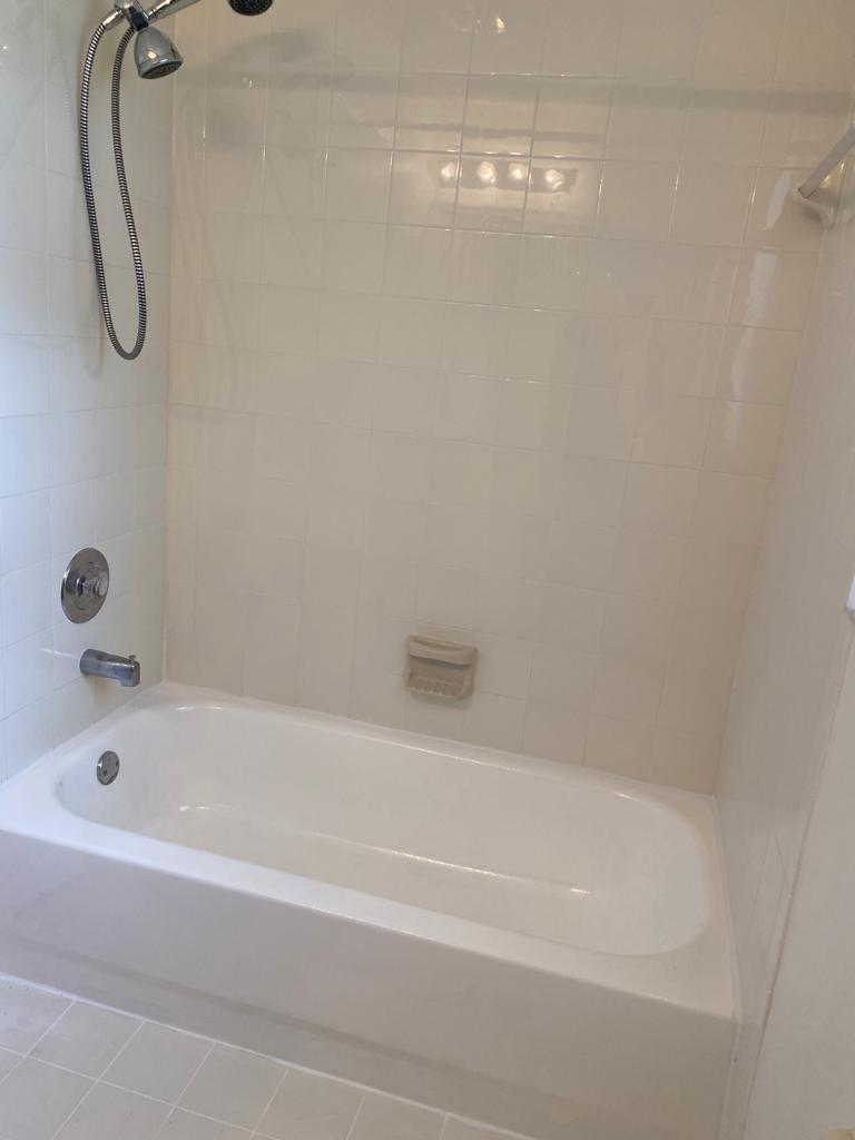 SILVER LAKES PHASE III - Residential Lease