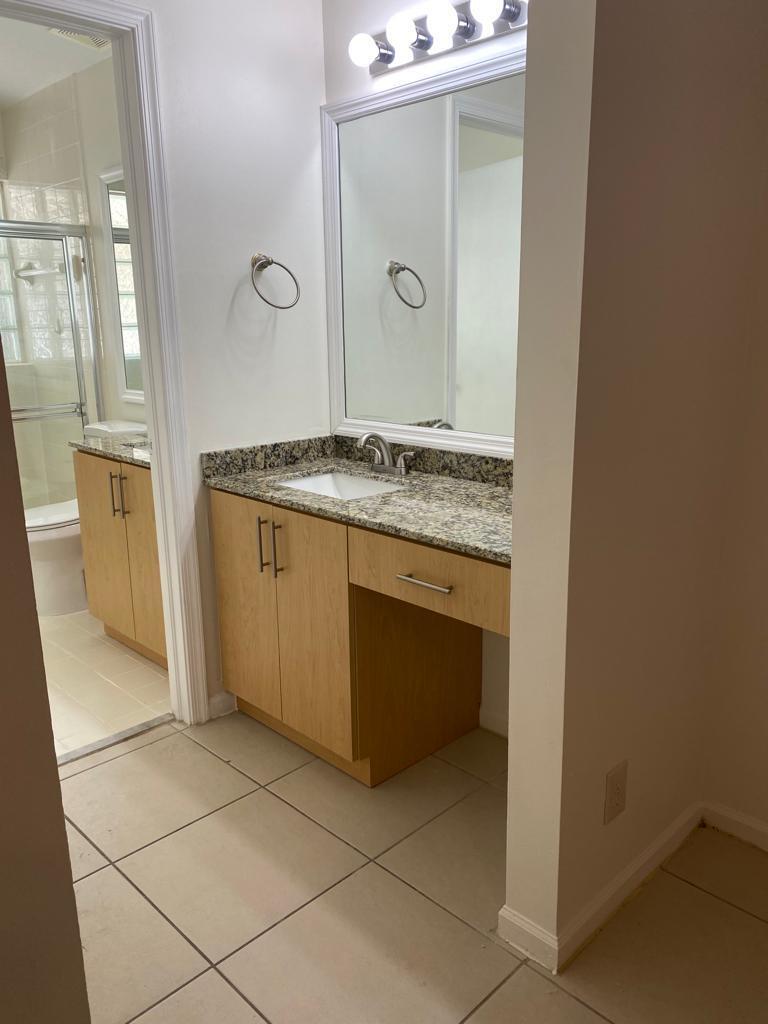SILVER LAKES PHASE III - Residential Lease