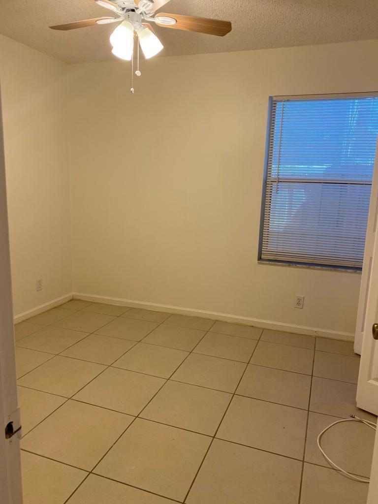 SILVER LAKES PHASE III - Residential Lease