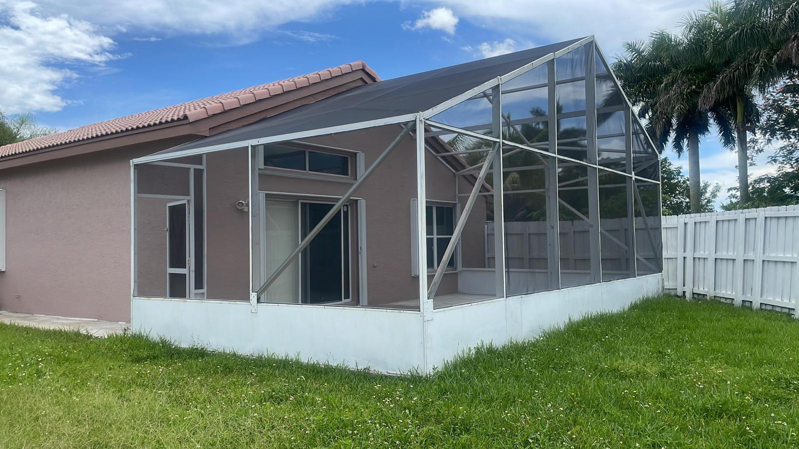 SILVER LAKES PHASE III - Residential Lease