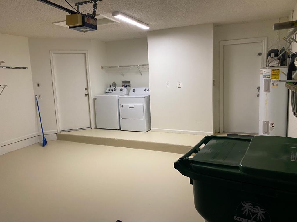 SILVER LAKES PHASE III - Residential Lease