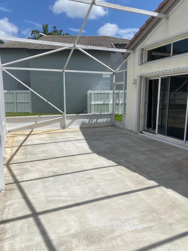 SILVER LAKES PHASE III - Residential Lease