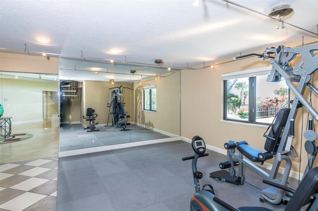 CORONADO SHORES UNIT 5 RESUB - Residential