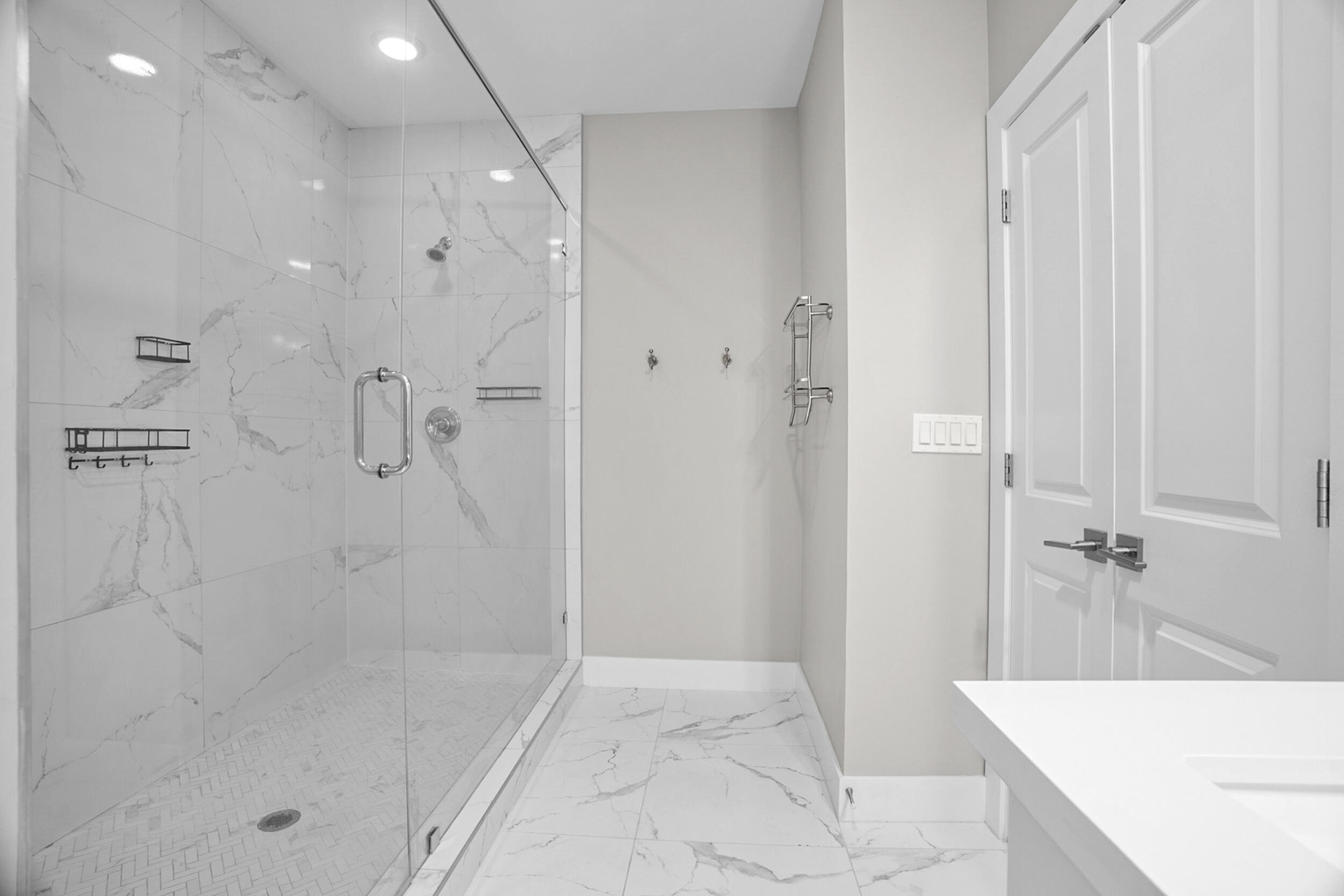 Aqua Bella - Residential Lease