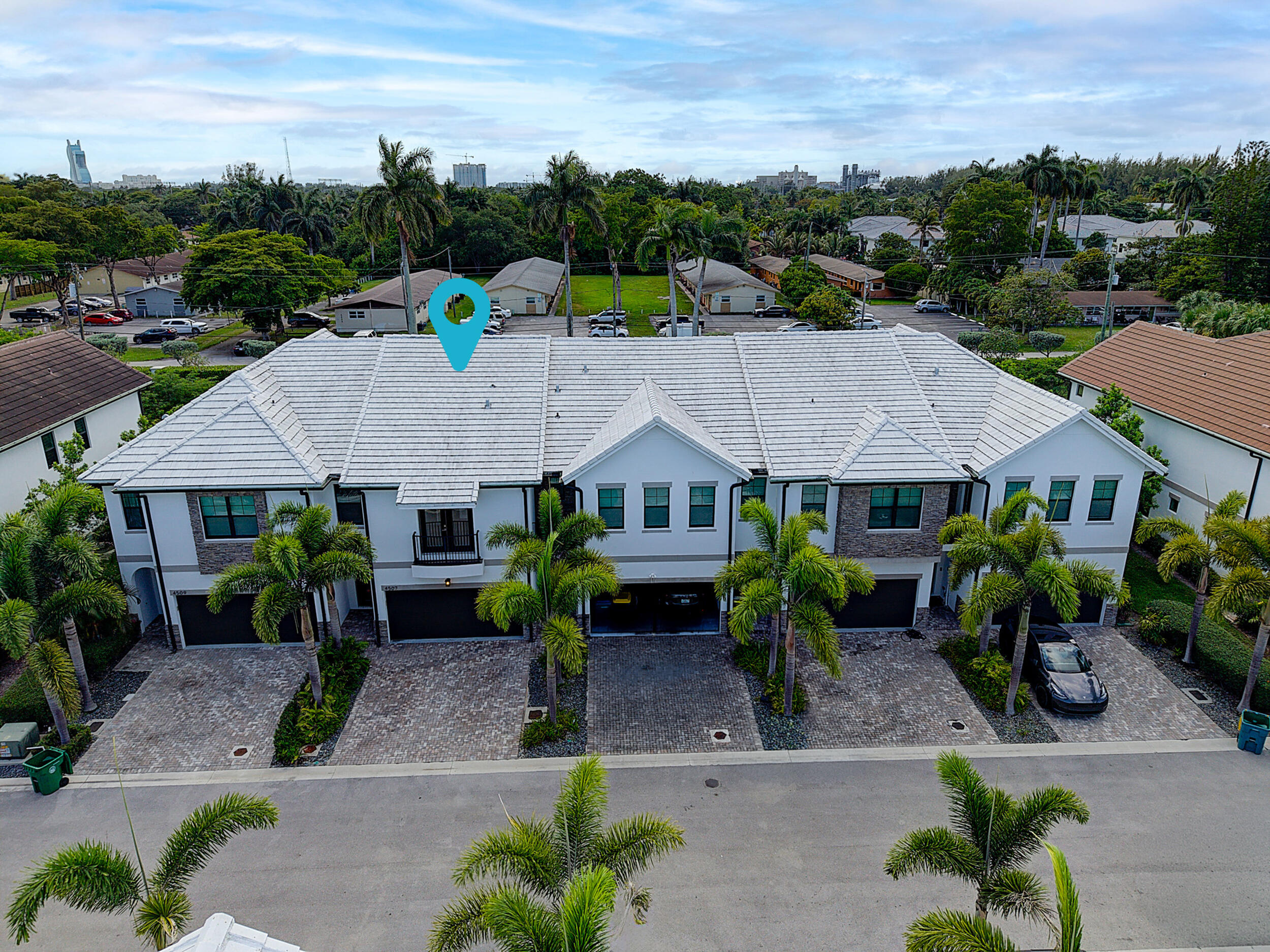 Aqua Bella - Residential Lease