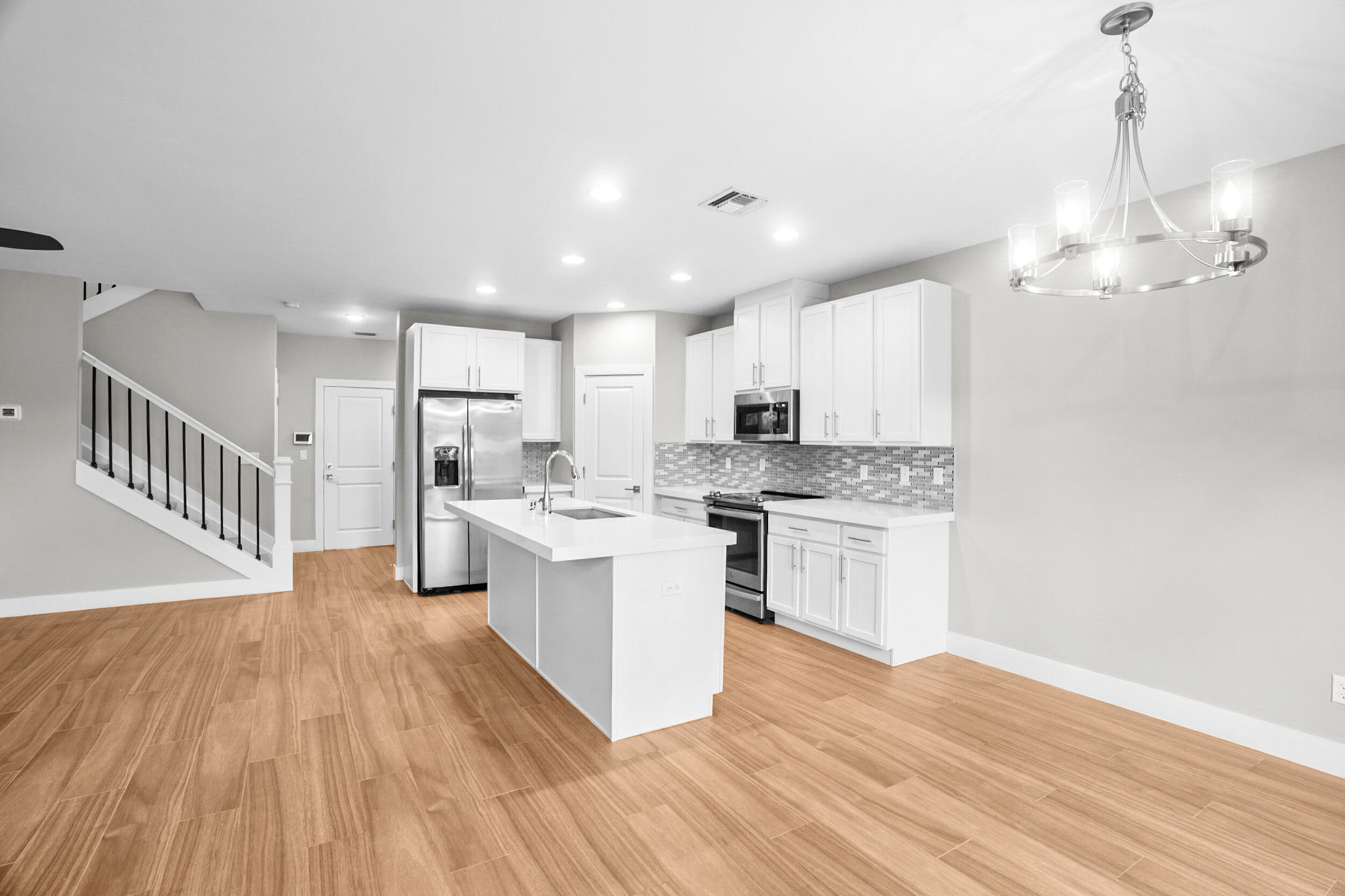 Aqua Bella - Residential Lease