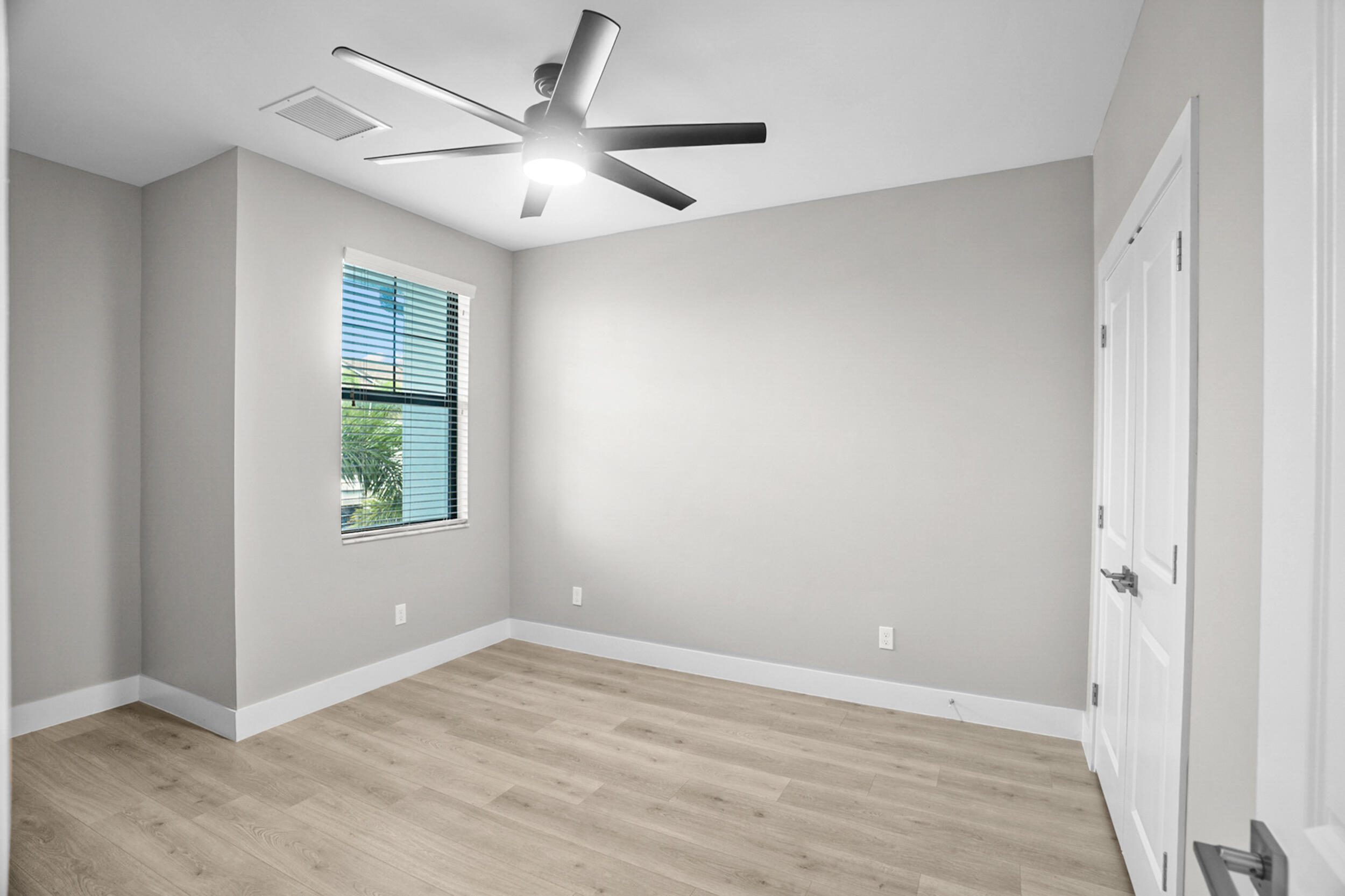 Aqua Bella - Residential Lease