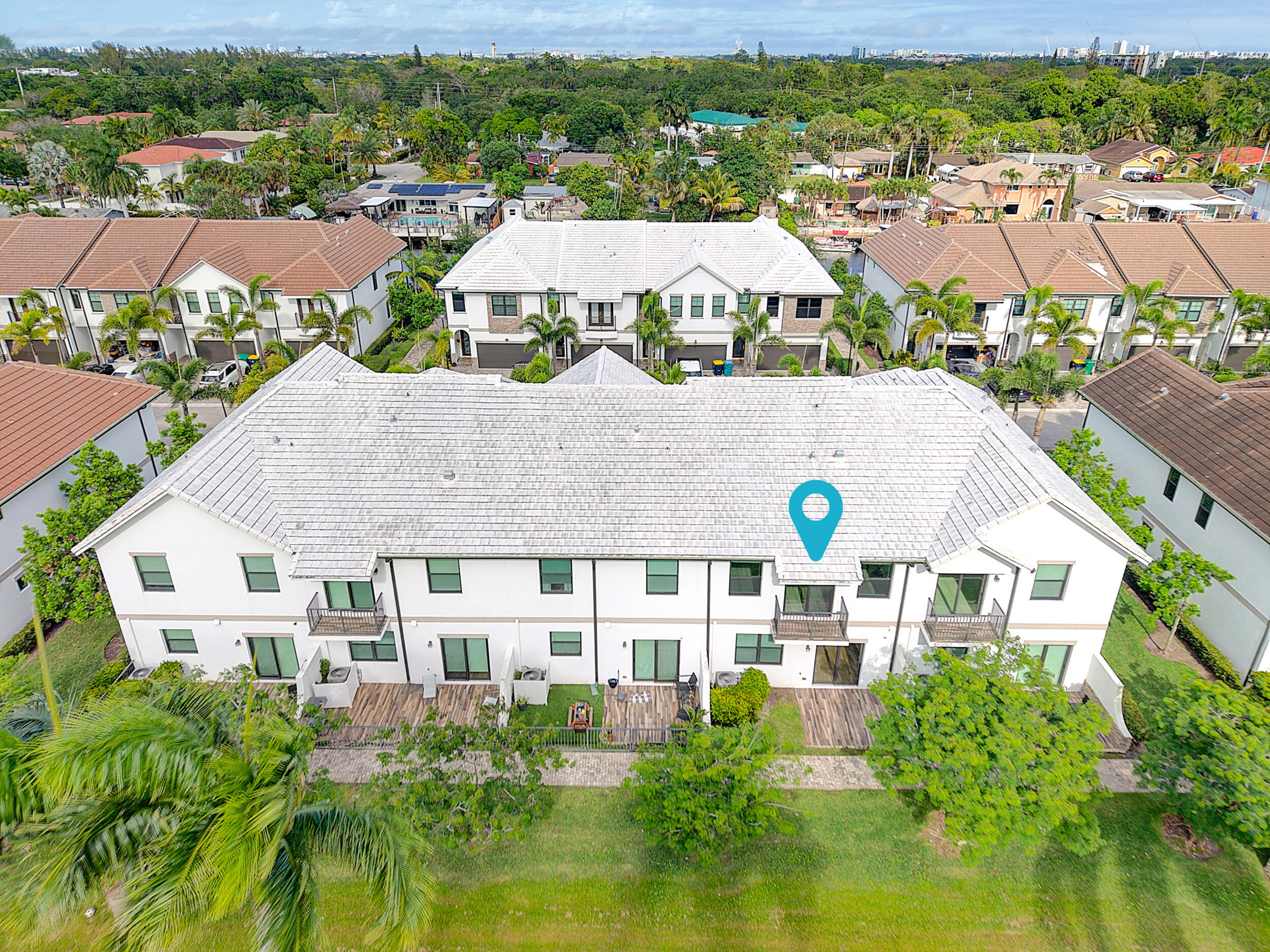 Aqua Bella - Residential Lease