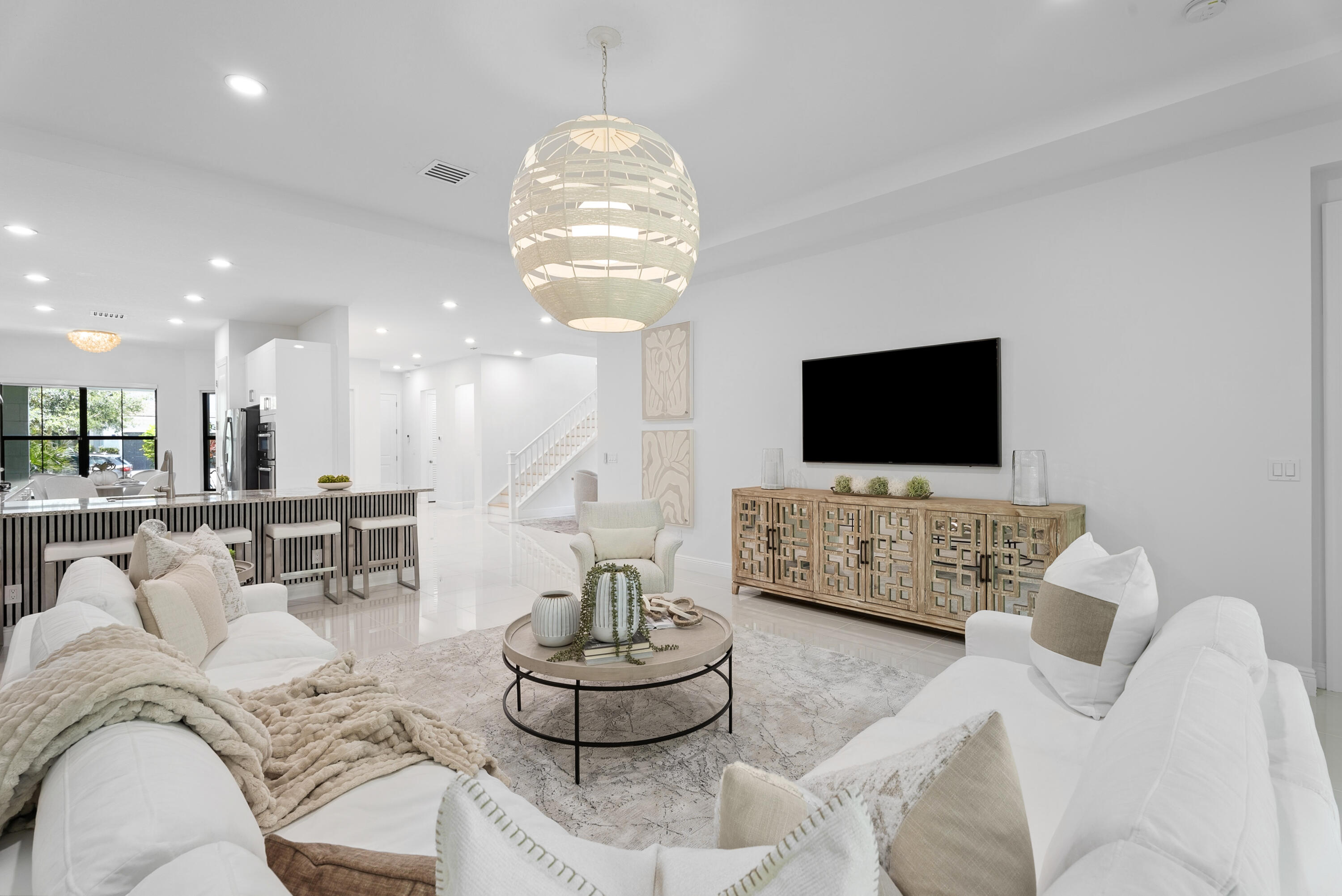 ARTISTRY - Residential