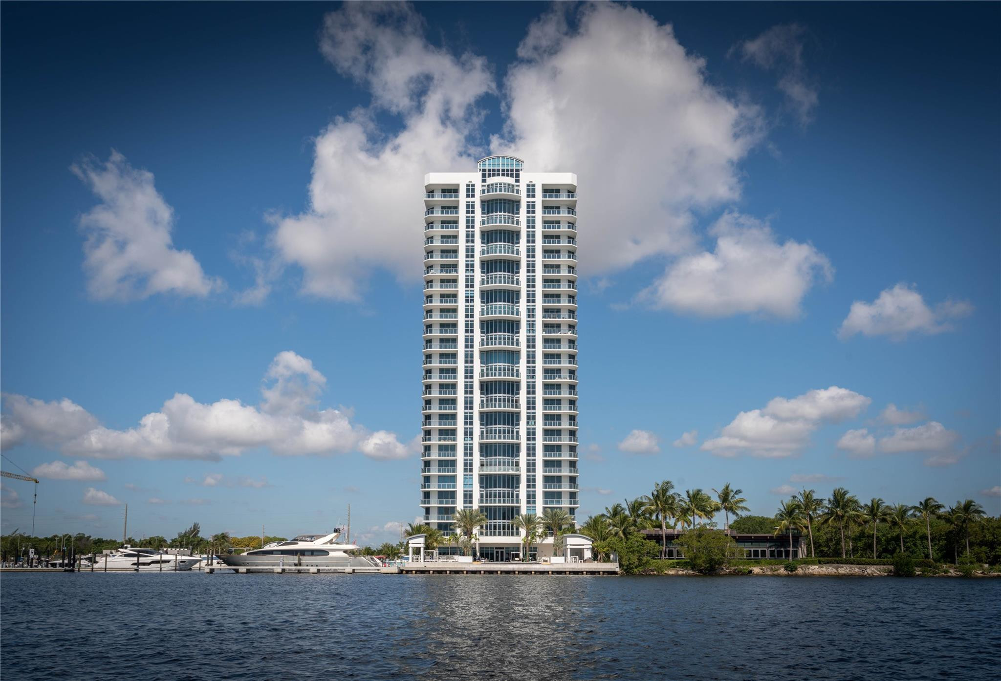 MARINA PALMS RESIDENCES N - Residential