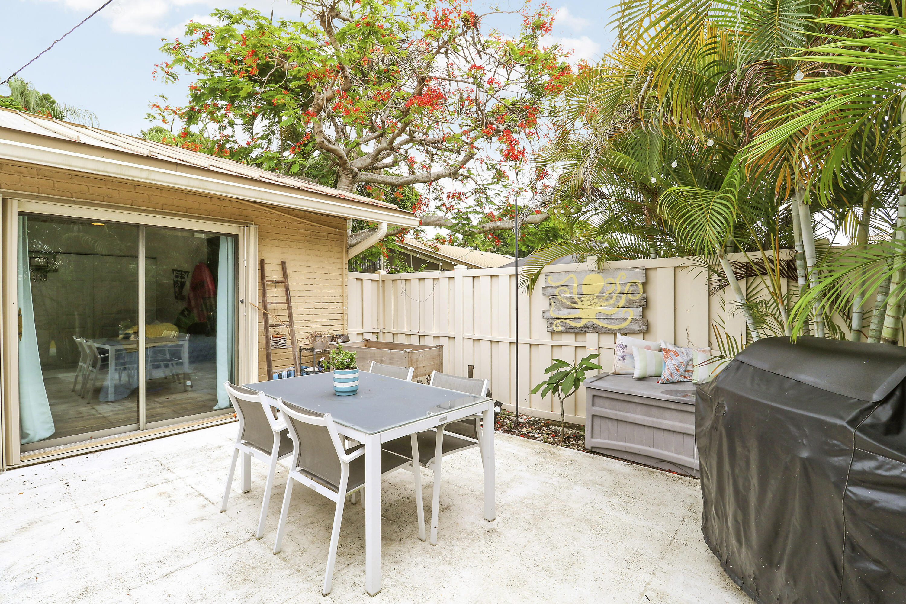 WESTWOOD GARDENS 3 - Residential