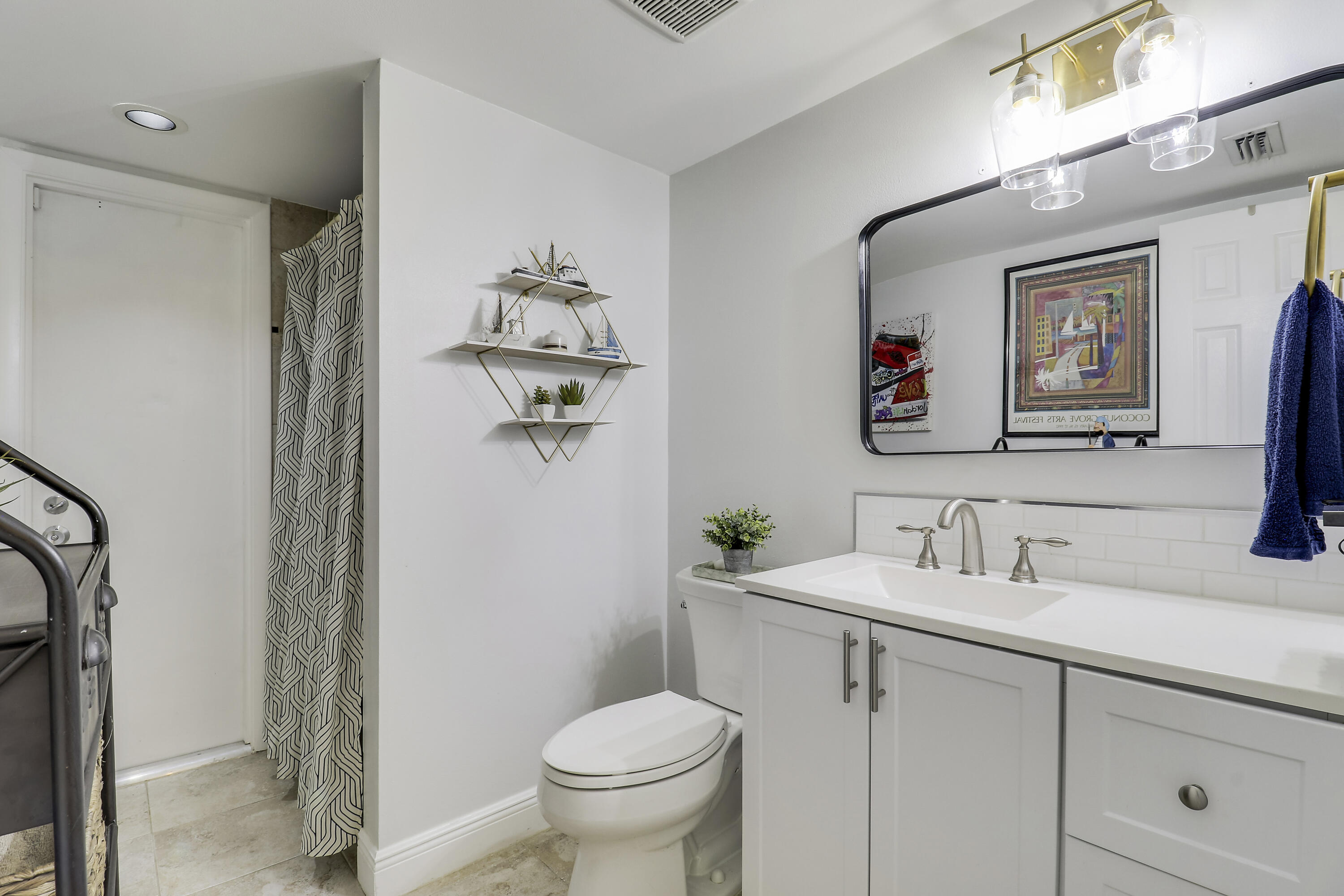 WESTWOOD GARDENS 3 - Residential
