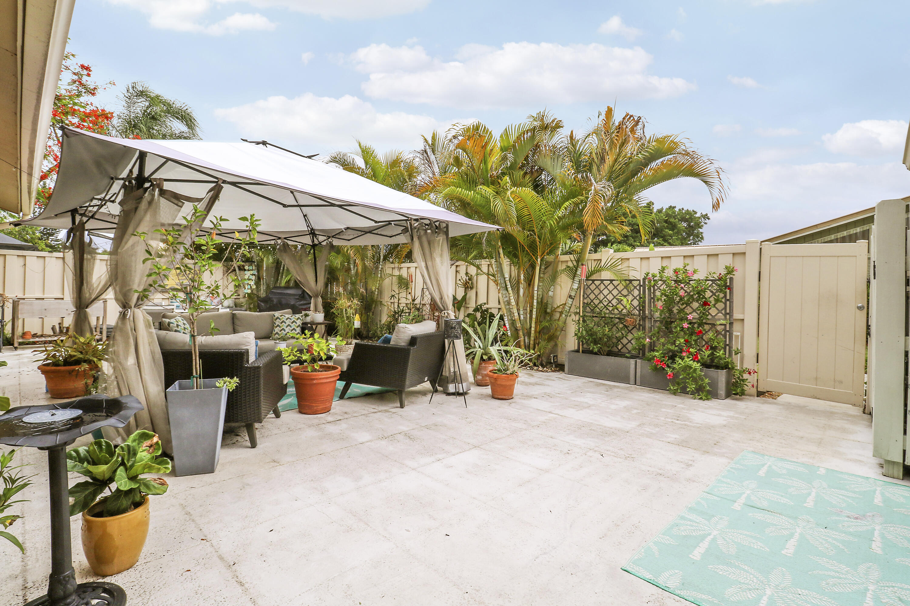 WESTWOOD GARDENS 3 - Residential