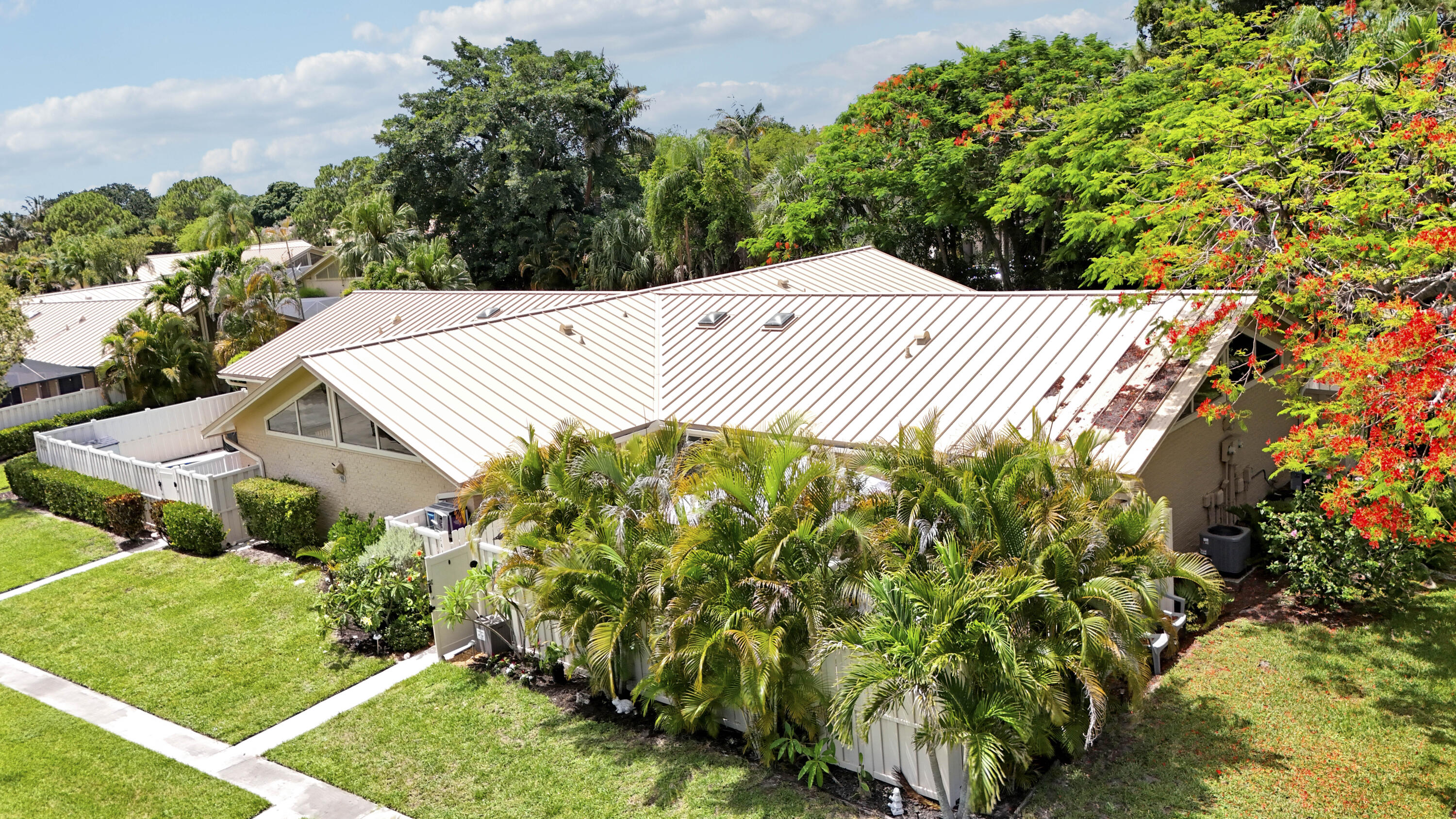 WESTWOOD GARDENS 3 - Residential