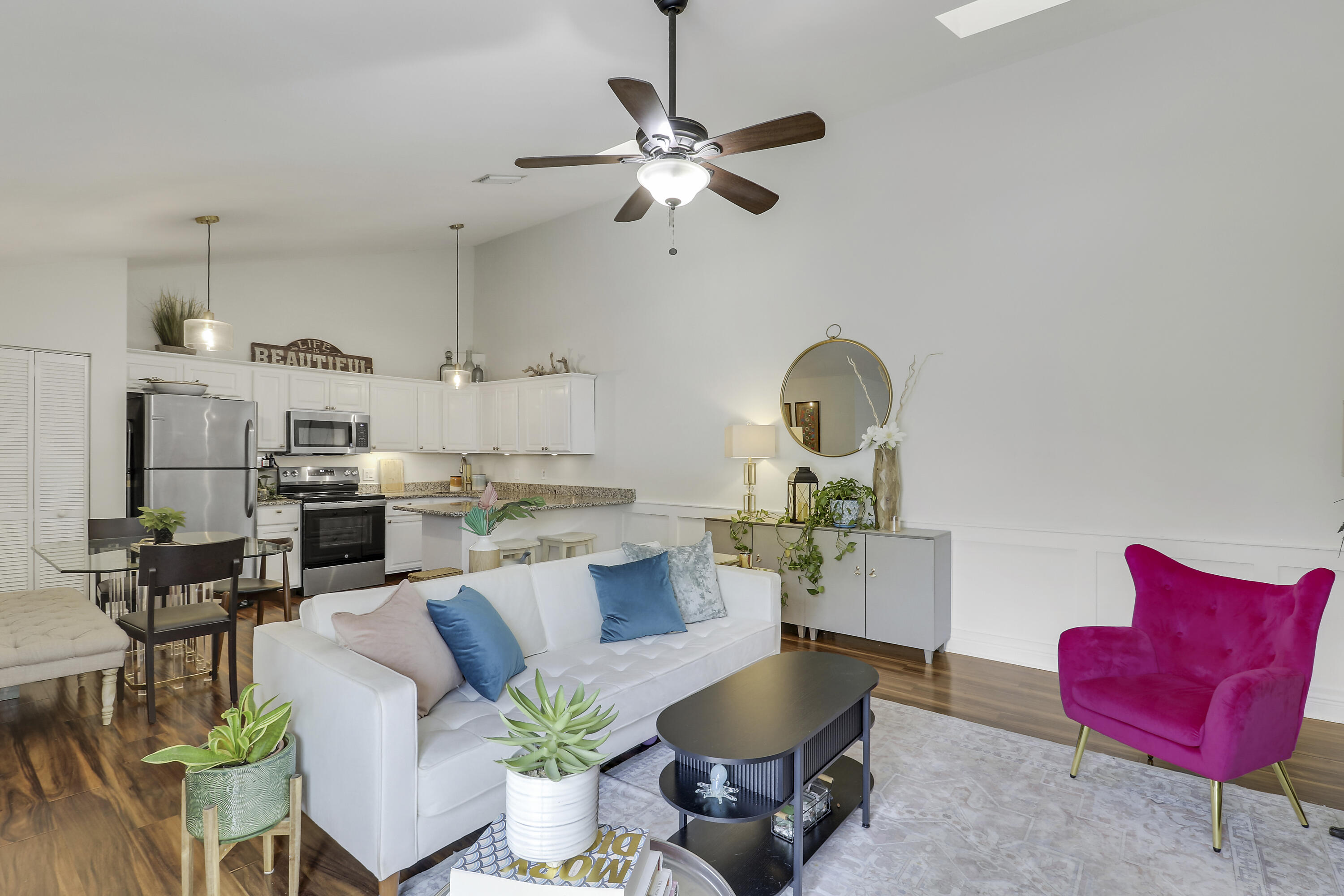 WESTWOOD GARDENS 3 - Residential