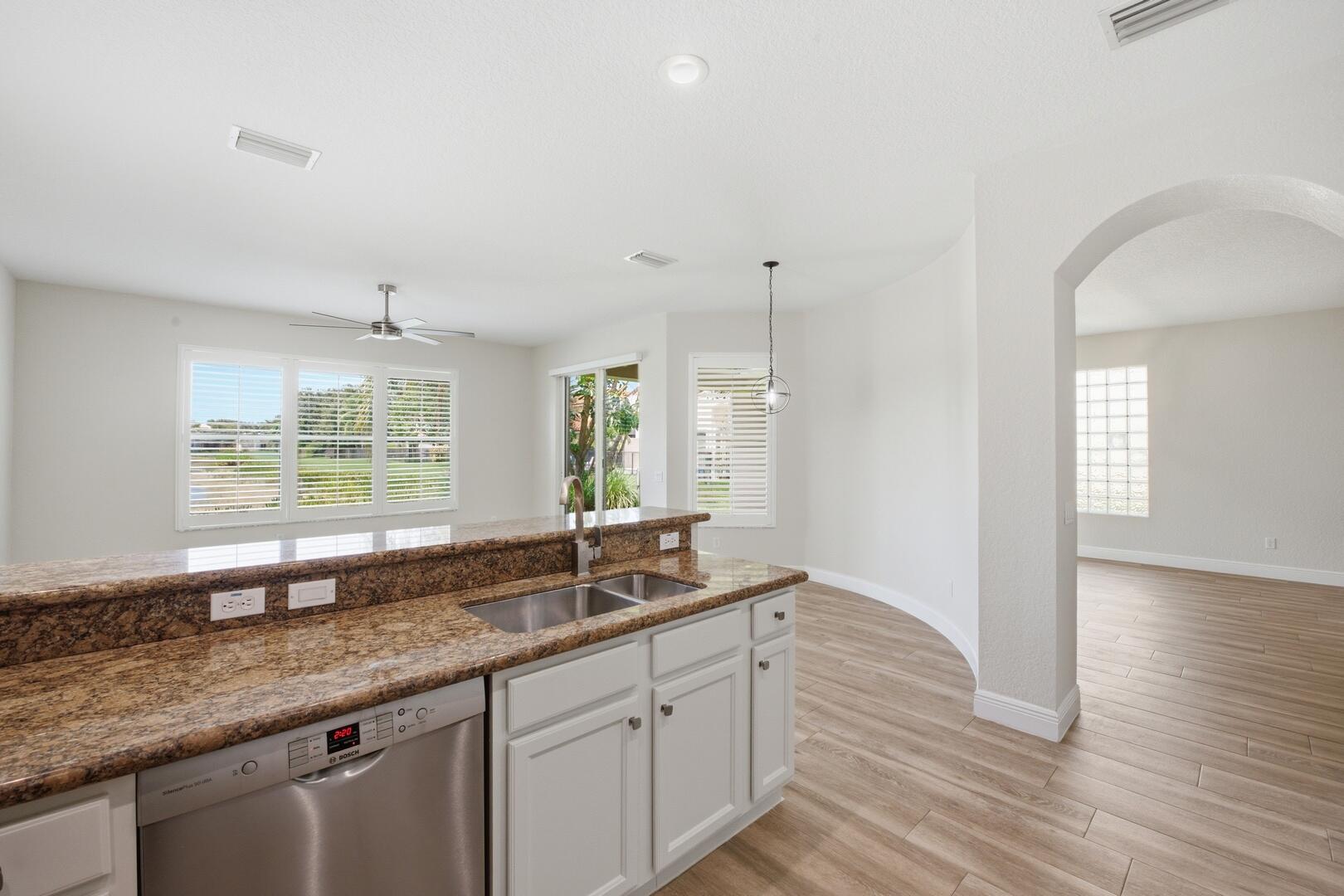 CANYON LAKES 6 - Residential