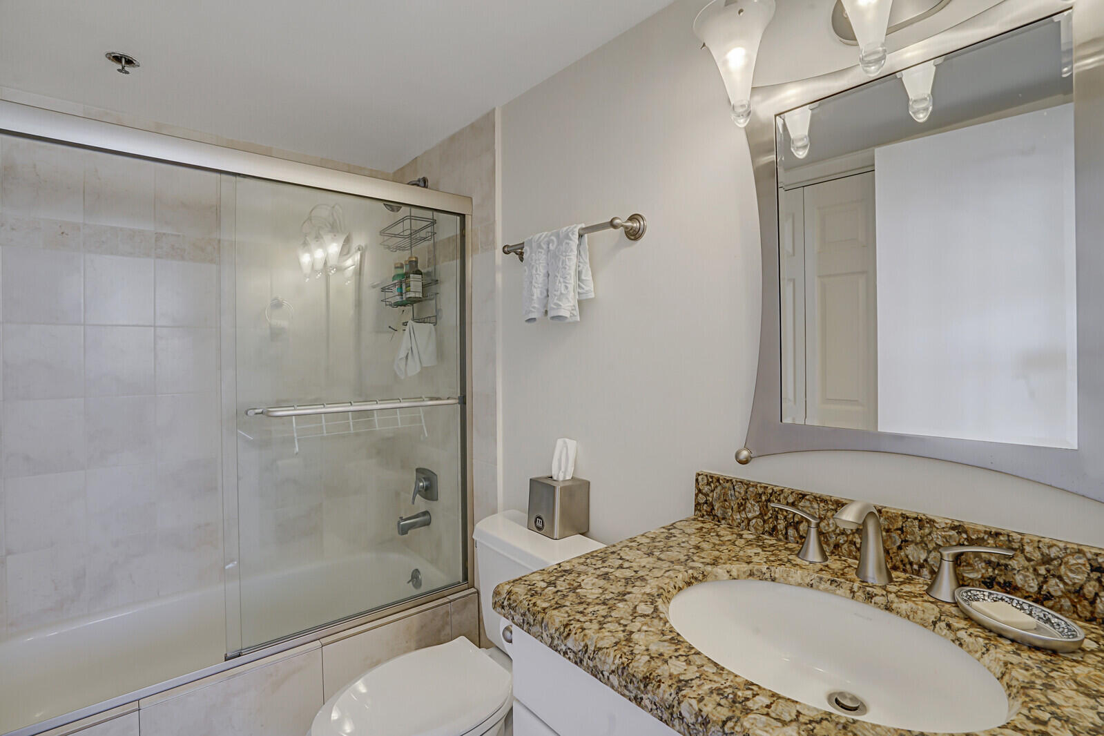 YACHT & RACQUET CLUB OF BOCA RATON CONDO - Residential