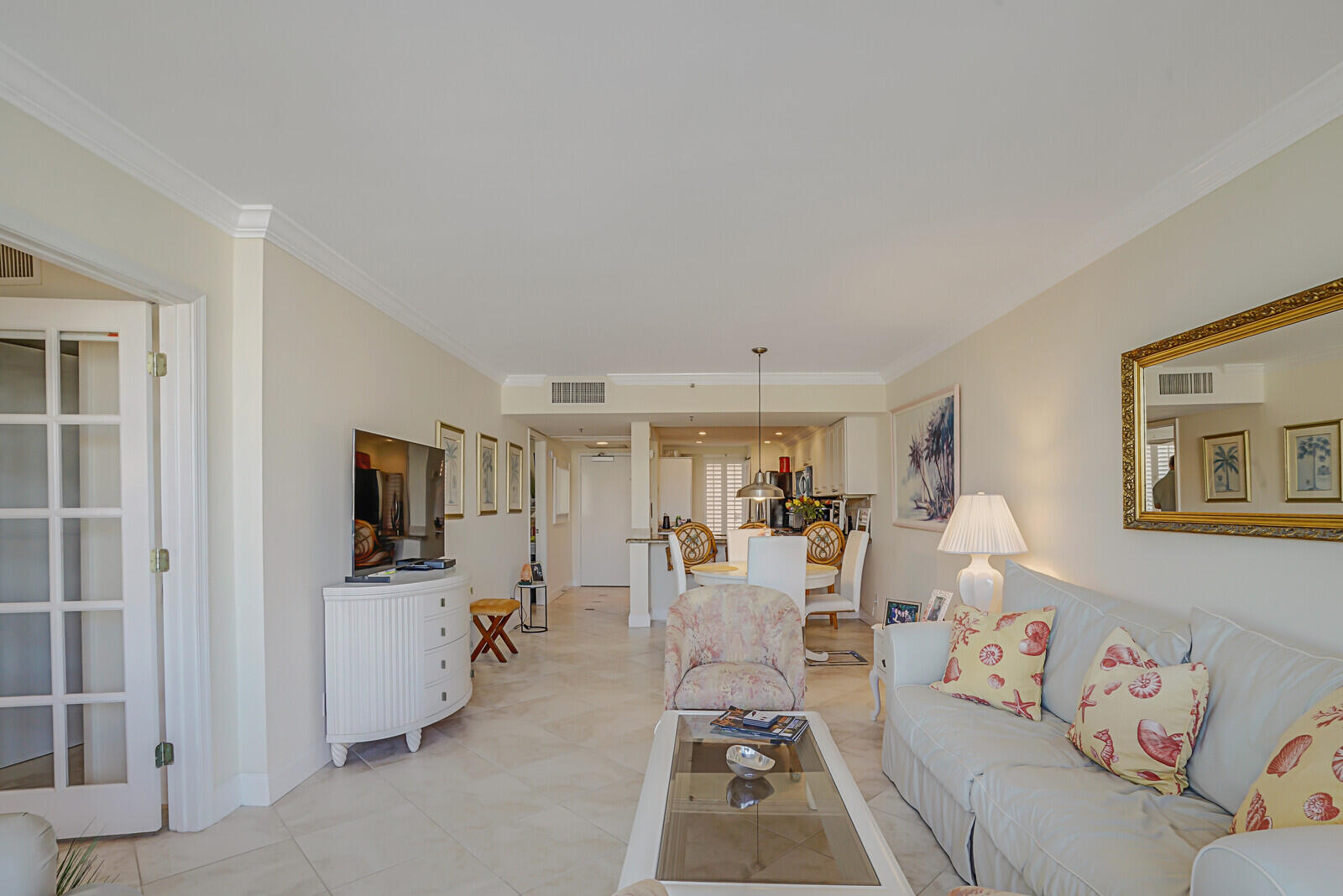 YACHT & RACQUET CLUB OF BOCA RATON CONDO - Residential