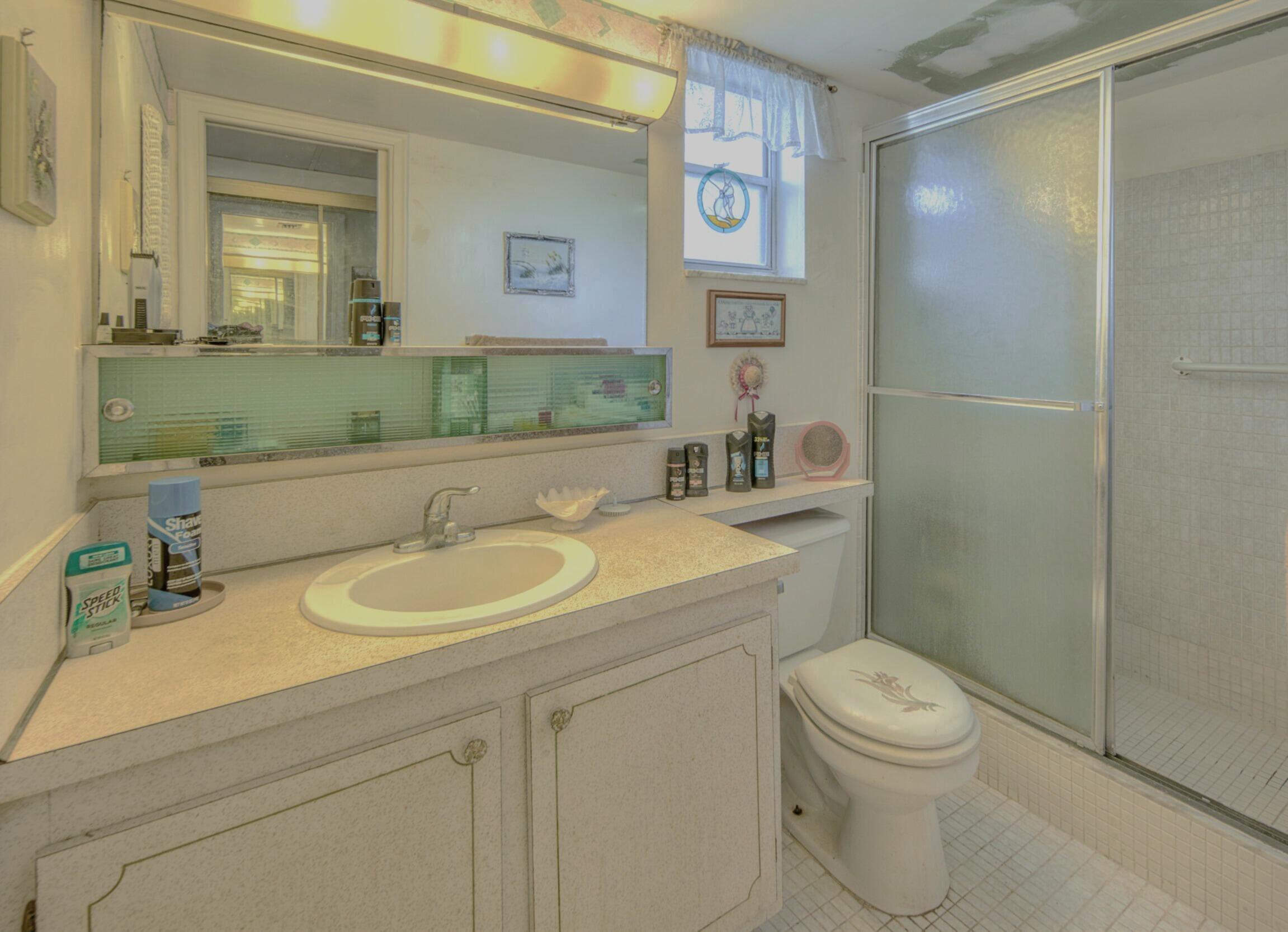 LAKE CLARKE GARDENS CONDO 24 - Residential