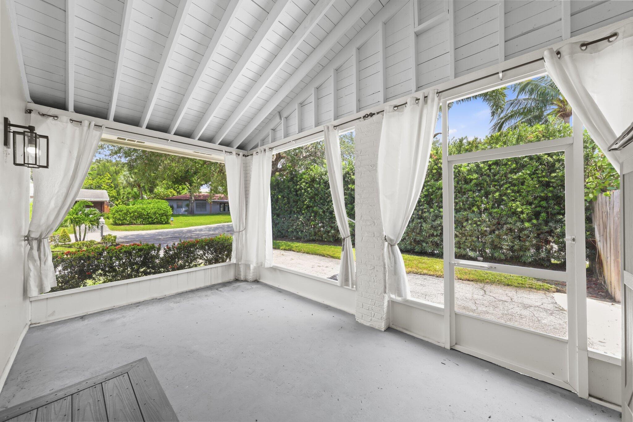 SEACREST PARK - Residential