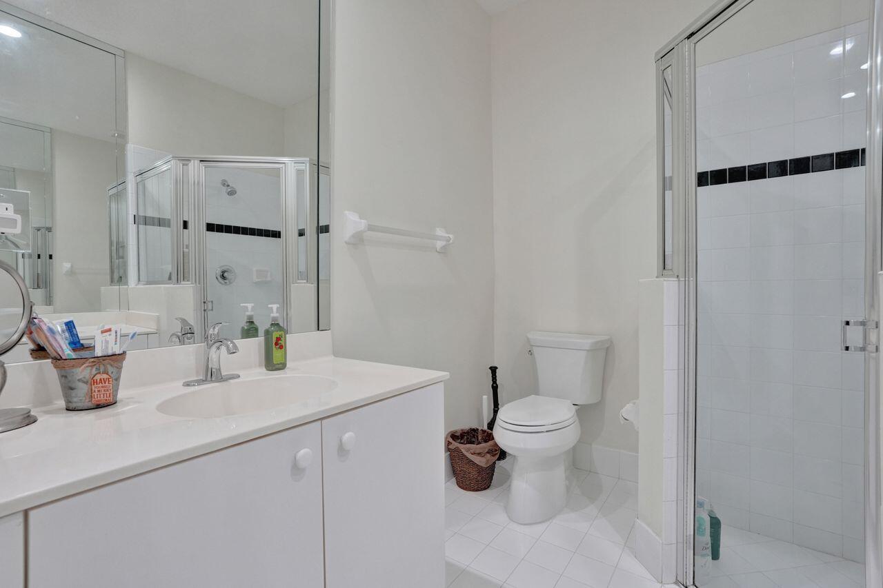 WYNDHAM LAKES EAST - Residential