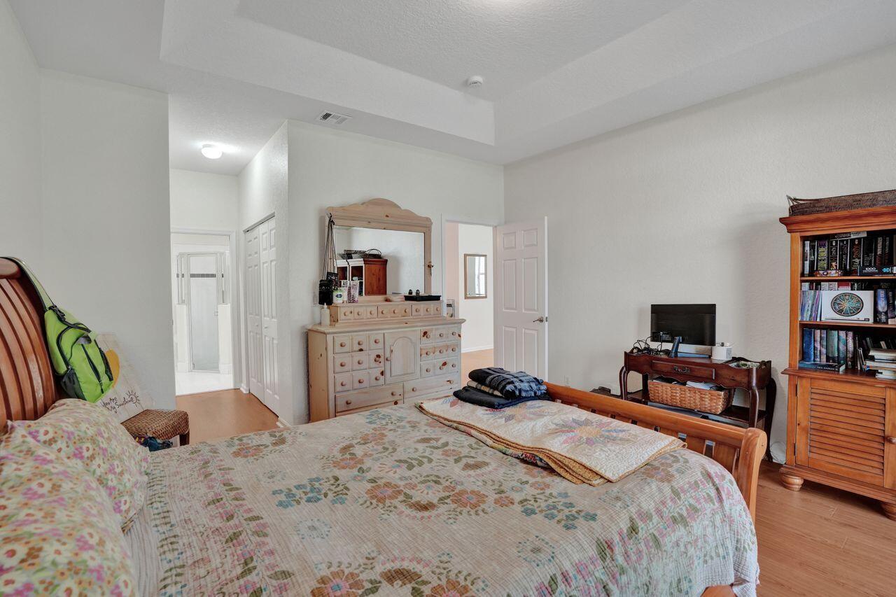 WYNDHAM LAKES EAST - Residential