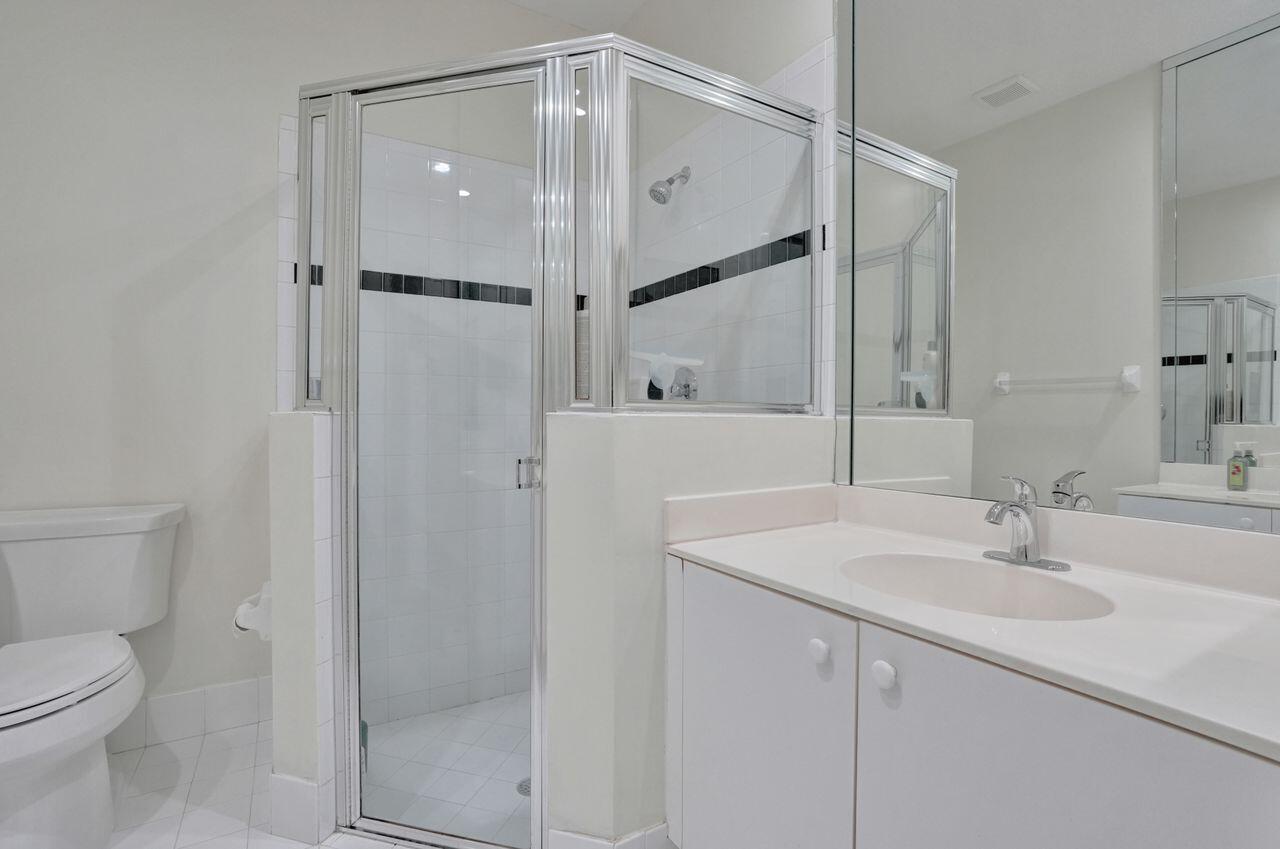 WYNDHAM LAKES EAST - Residential