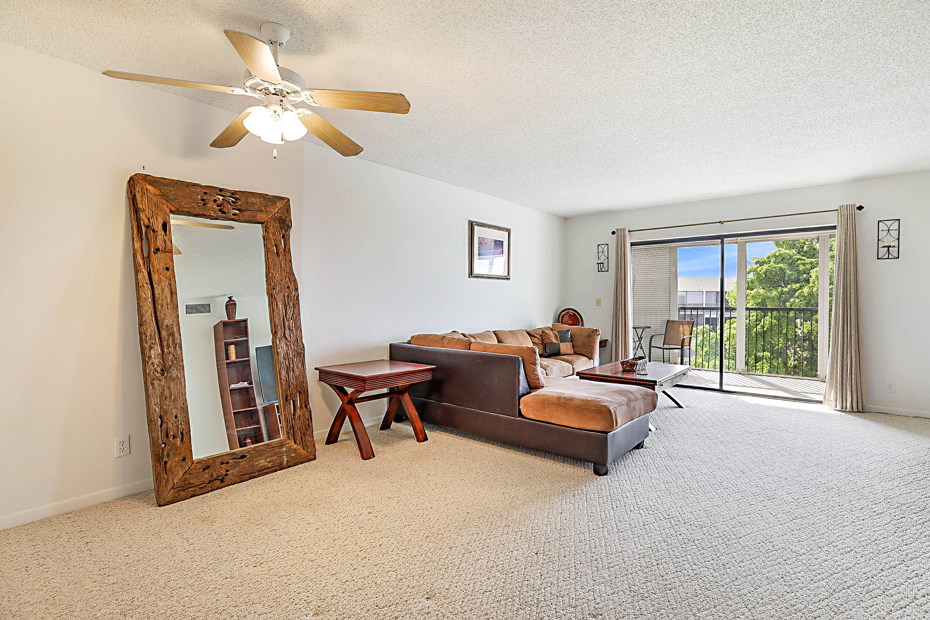 ISLES OF INVERRARY I CONDO - Residential