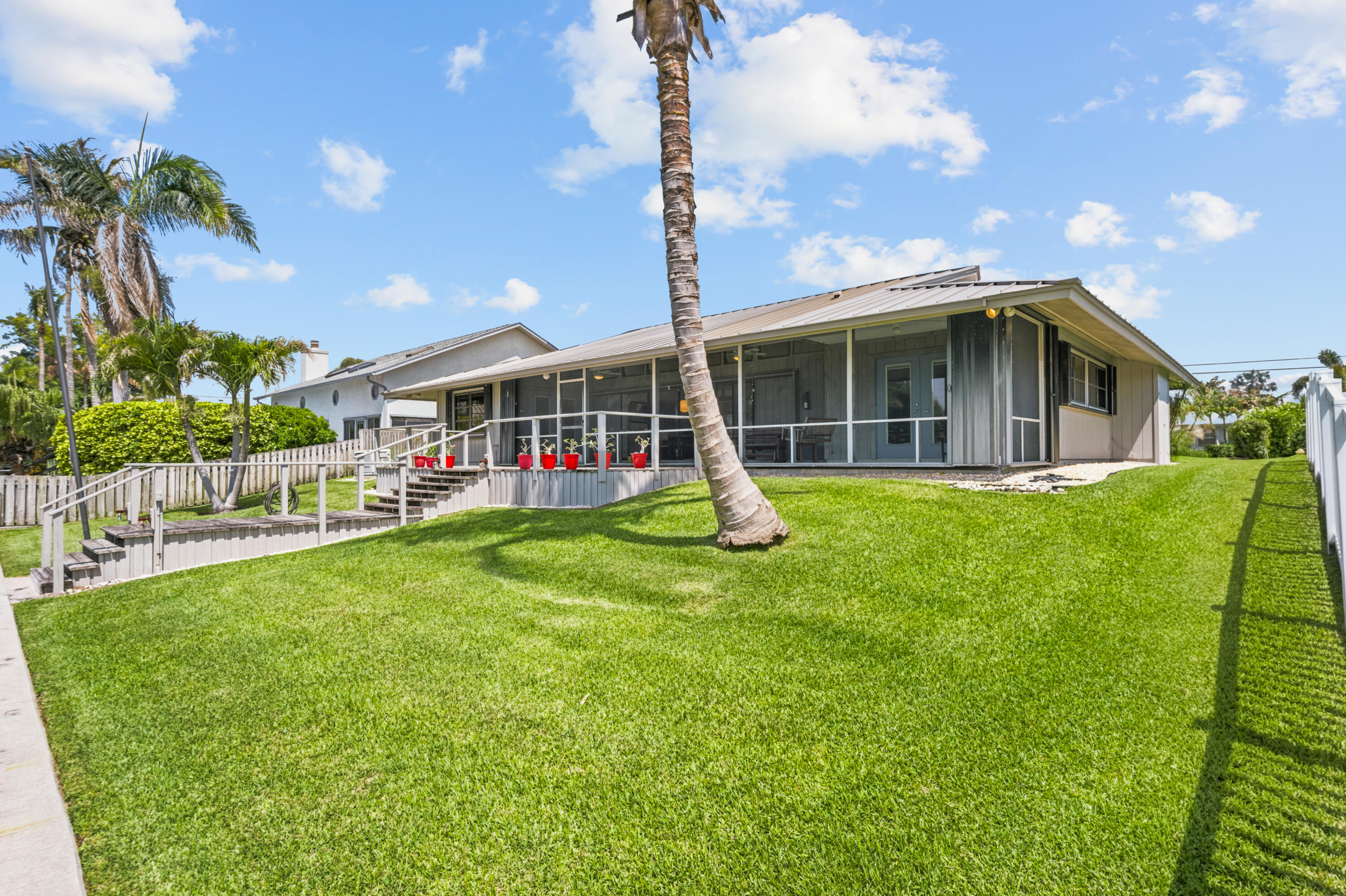 SEAGATE HARBOR - Residential