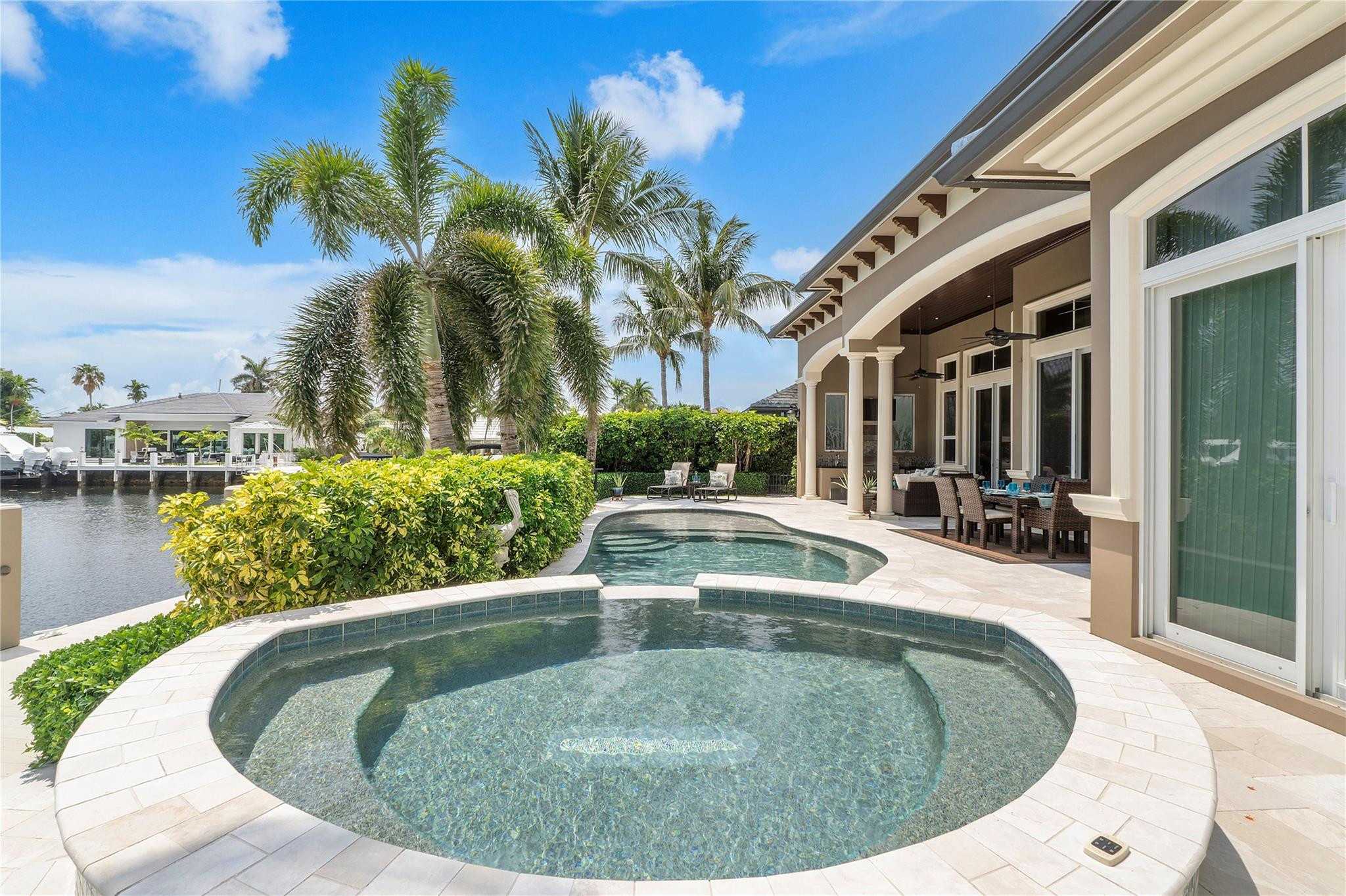Lighthouse Point 6th Sec - Residential
