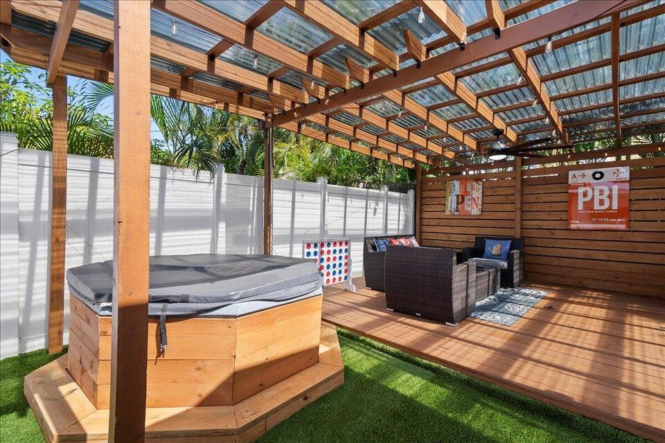 WILLA PARK - Residential Income